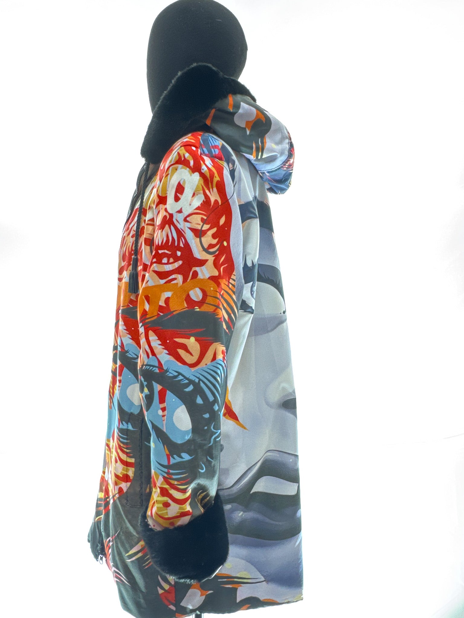 Black swakara reversible with face fabric