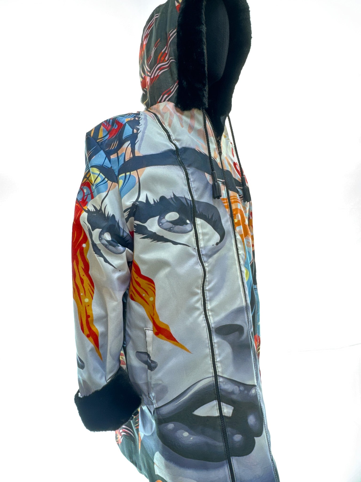 Black swakara reversible with face fabric
