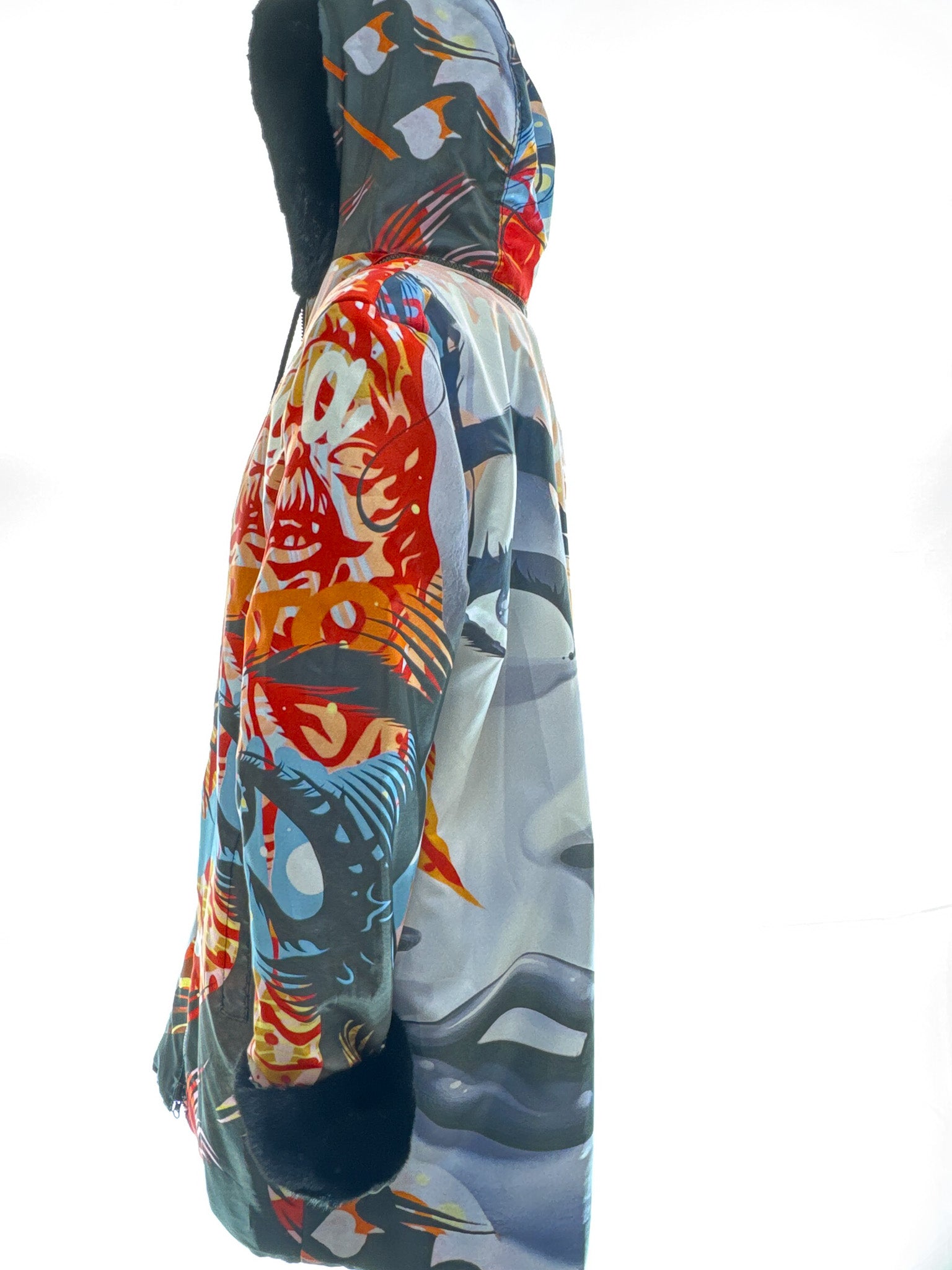 Black swakara reversible with face fabric