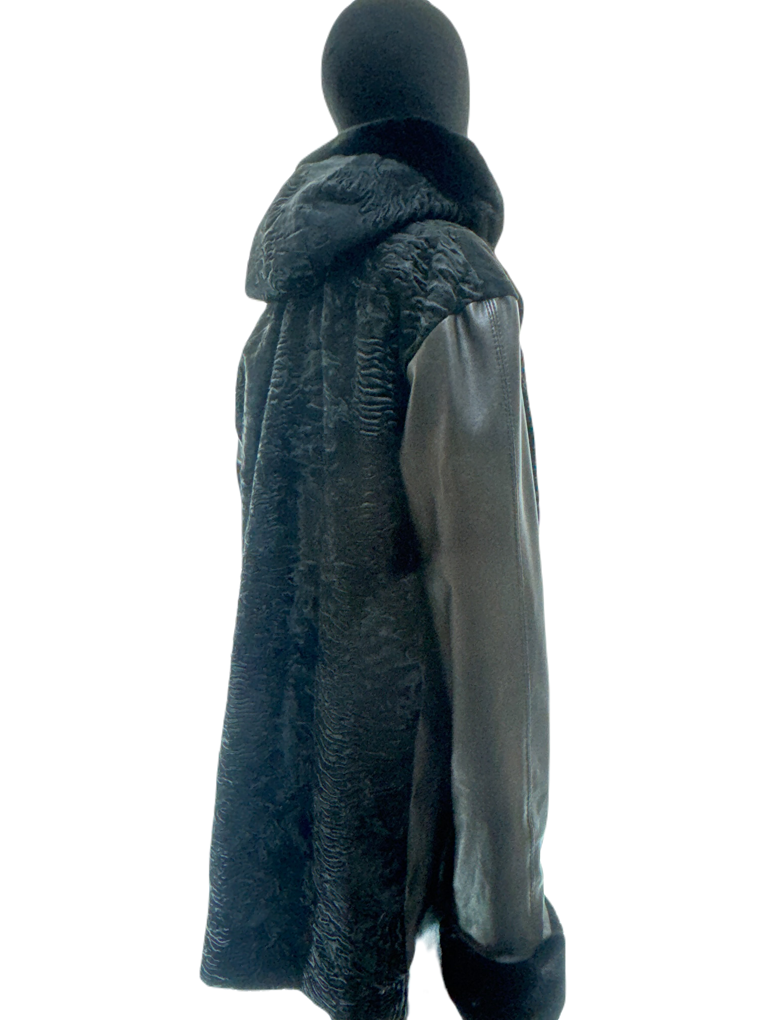 Black swakara reversible with face fabric
