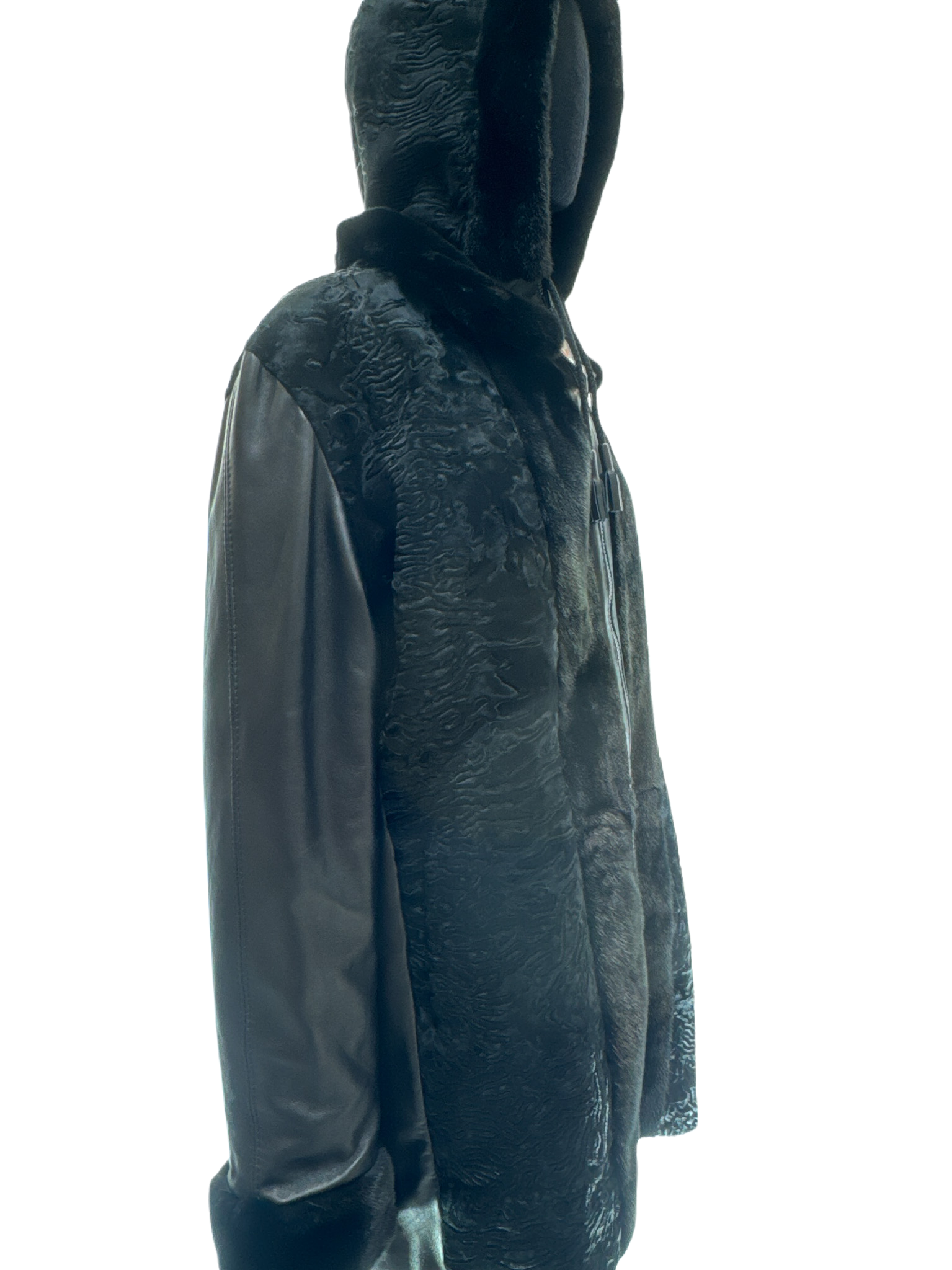 Black swakara reversible with face fabric