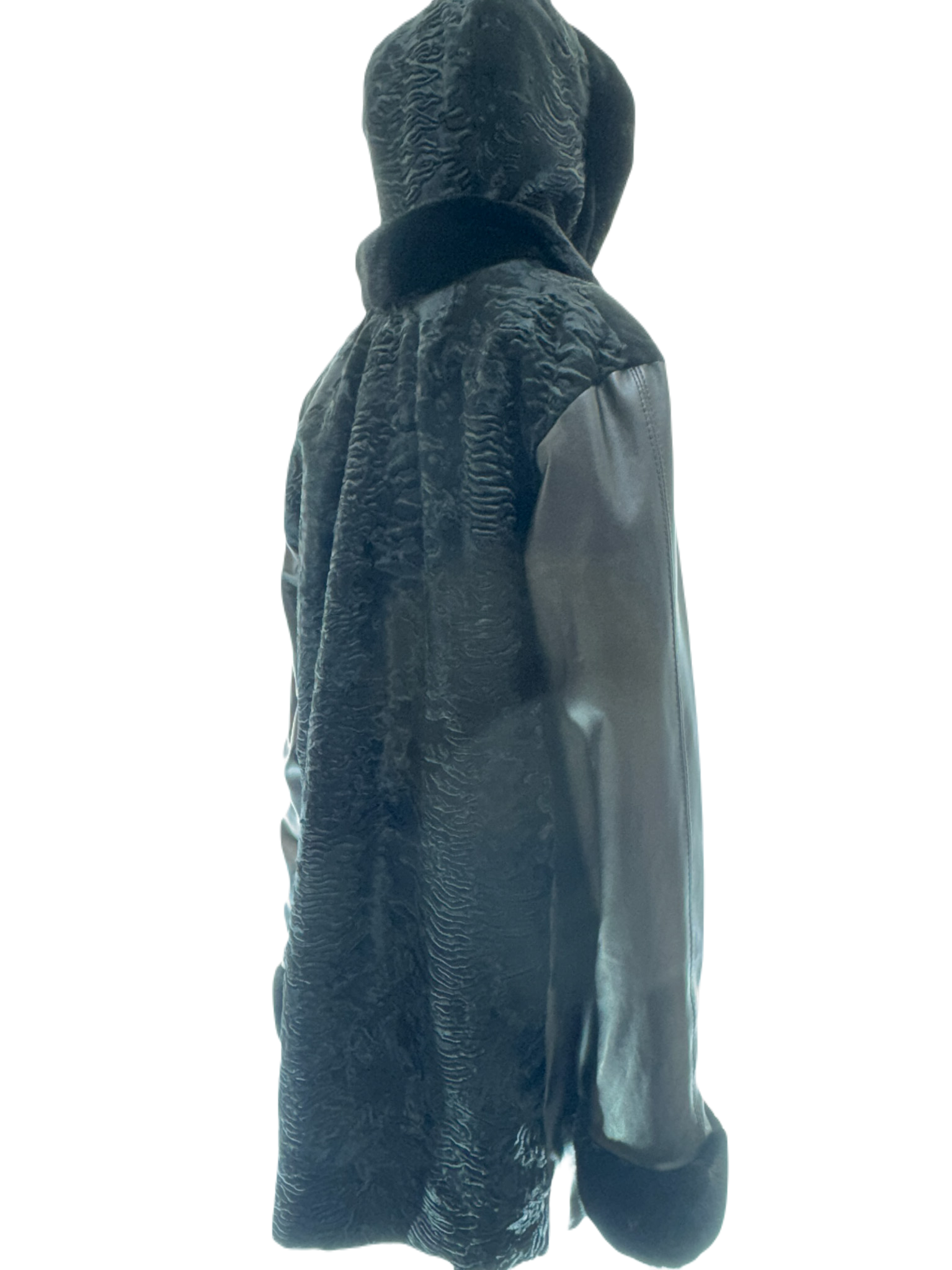 Black swakara reversible with face fabric