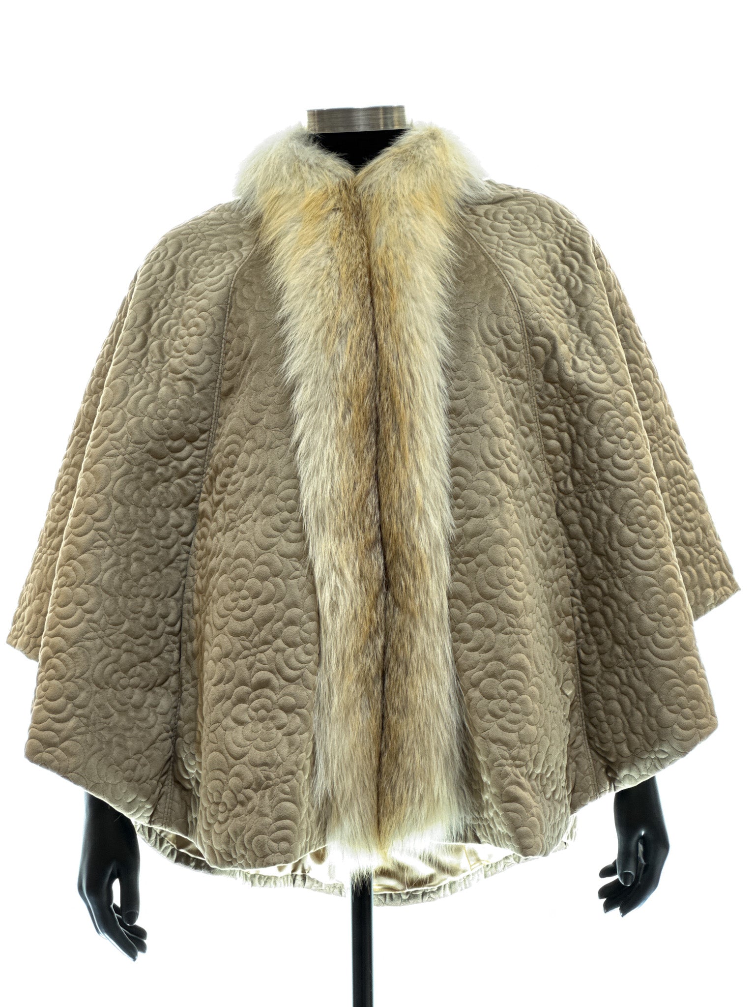 Twiggy-style quilted fawn fabric poncho with light fawn fox fur trim