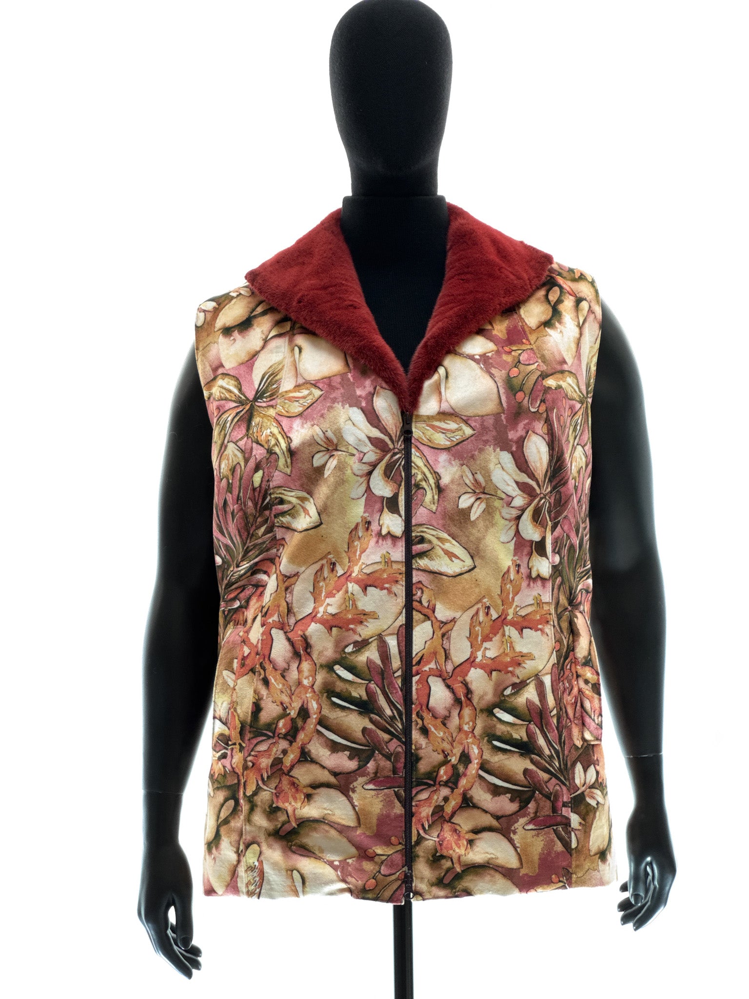 Fabric secret garden with red mink collar