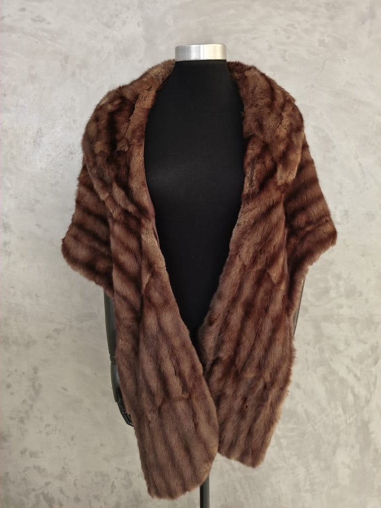 # 13982.1 Chestnut Red Brown Striped Russian Squirrel Stole