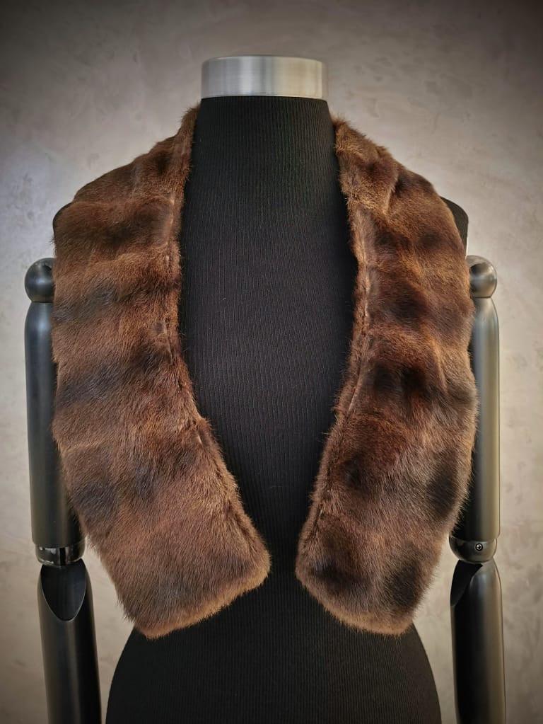 #13982.1 Brown Striped Russian Squirrel Loose Collar