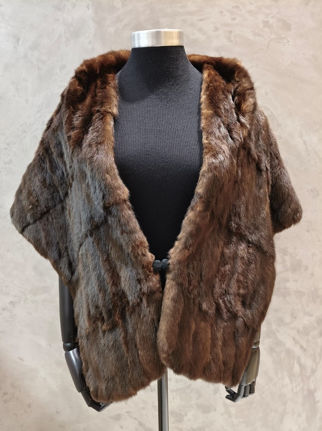 # 14308 Chestnut Brown Russian Squirrel Stole