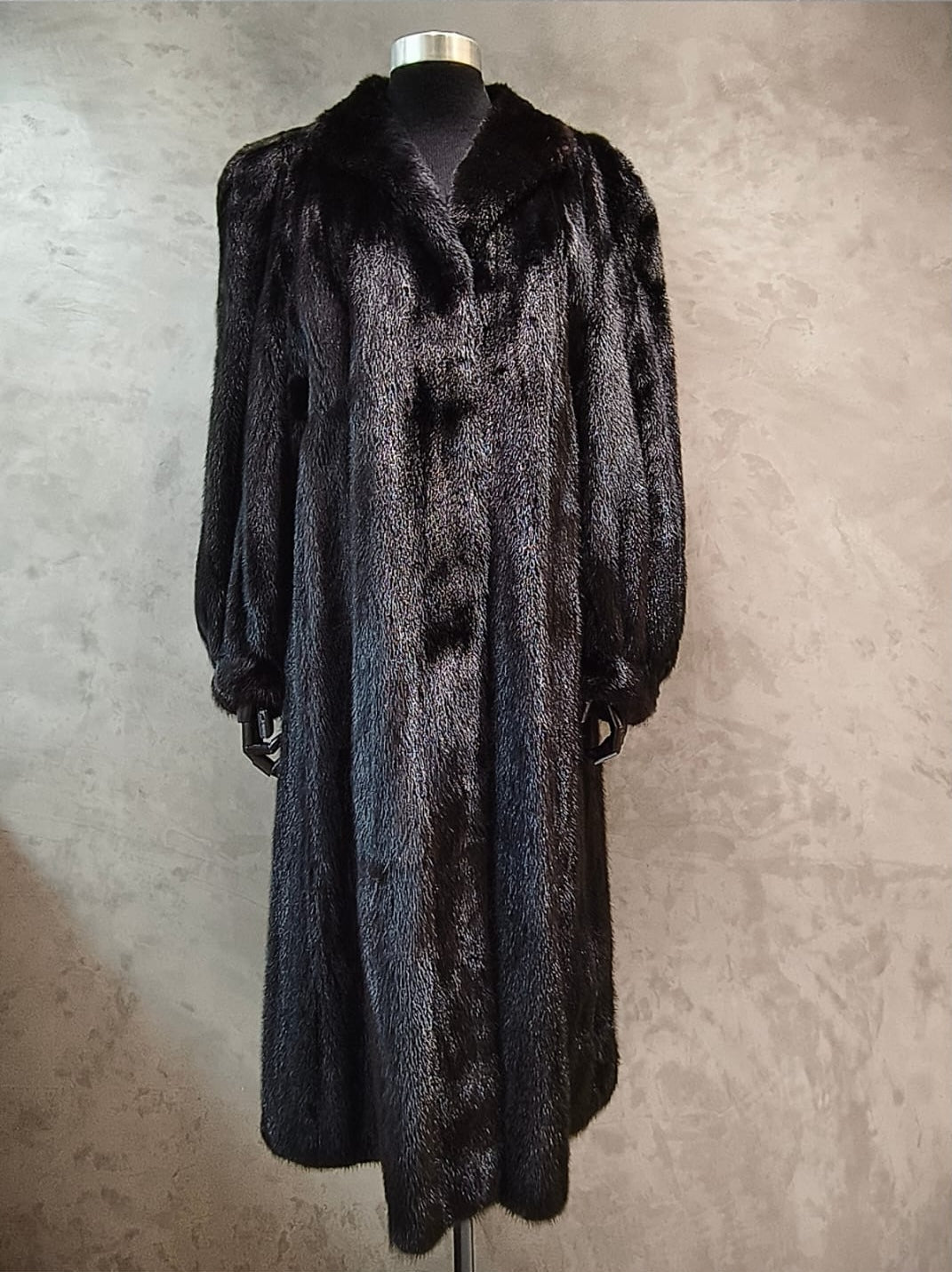 # 14253.1 Black Mink Coat