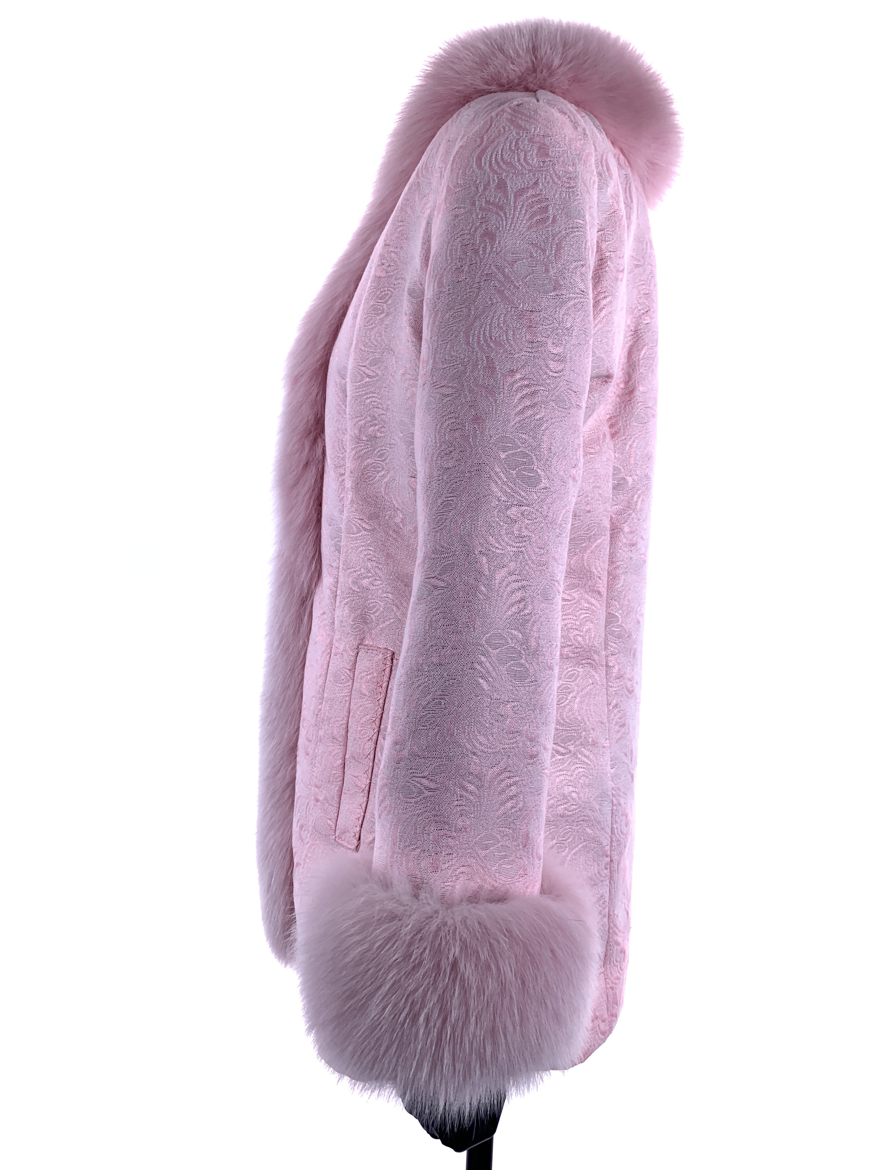 Pink-ascent-cloth-00040.jpg