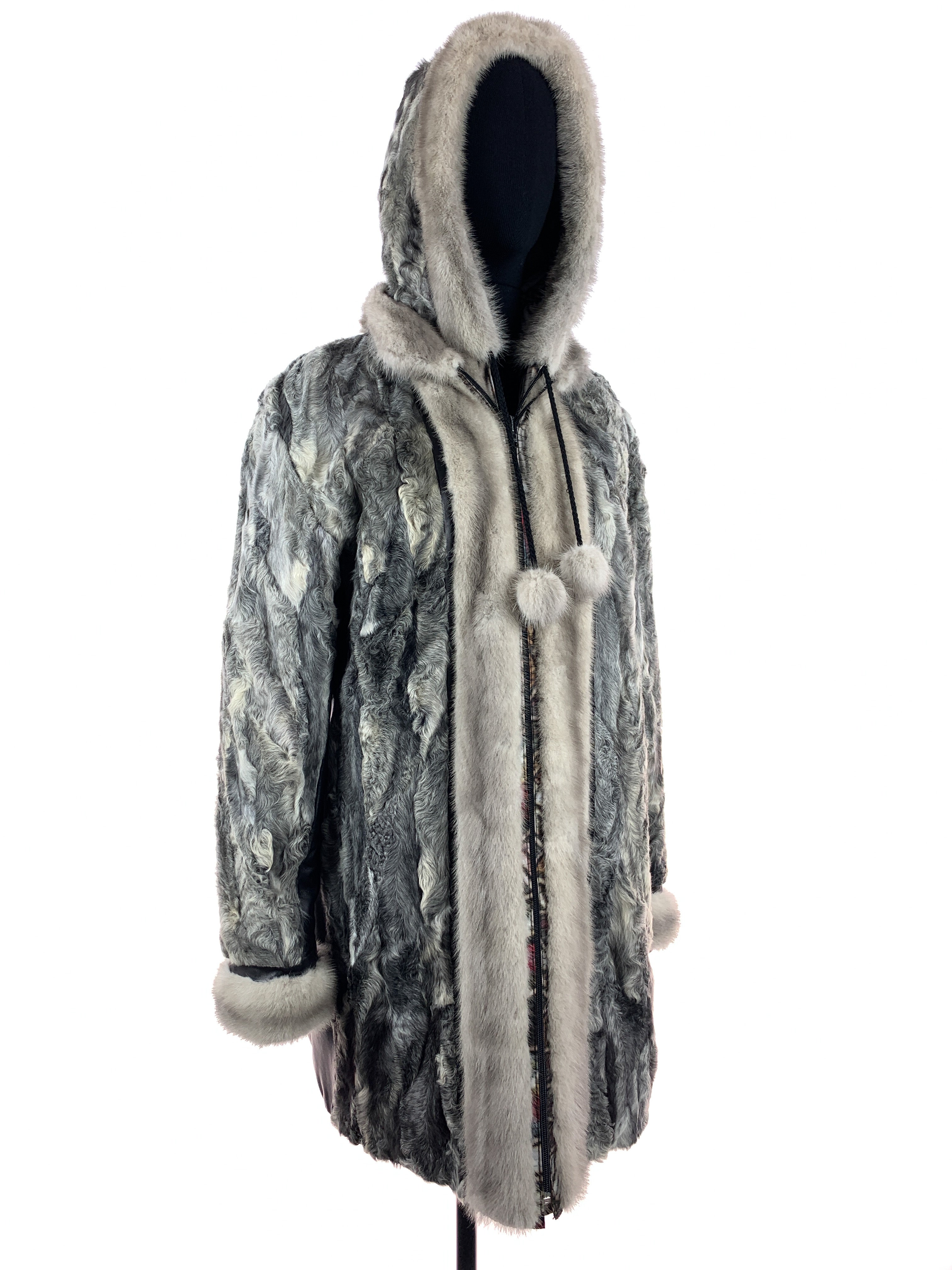 Snowboard-jacket-side-one-hood-up-00008.jpg