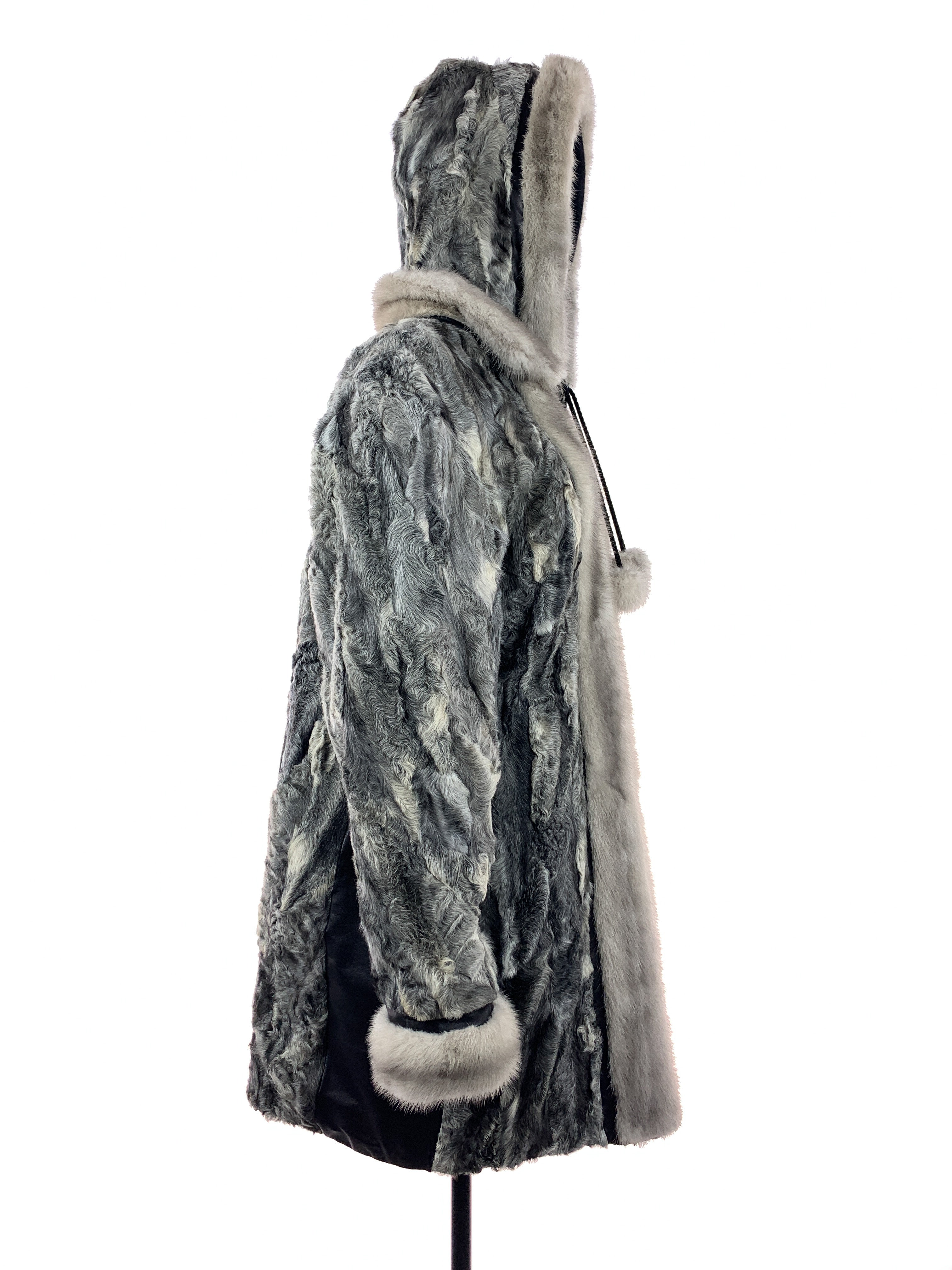 Snowboard-jacket-side-one-hood-up-00028.jpg