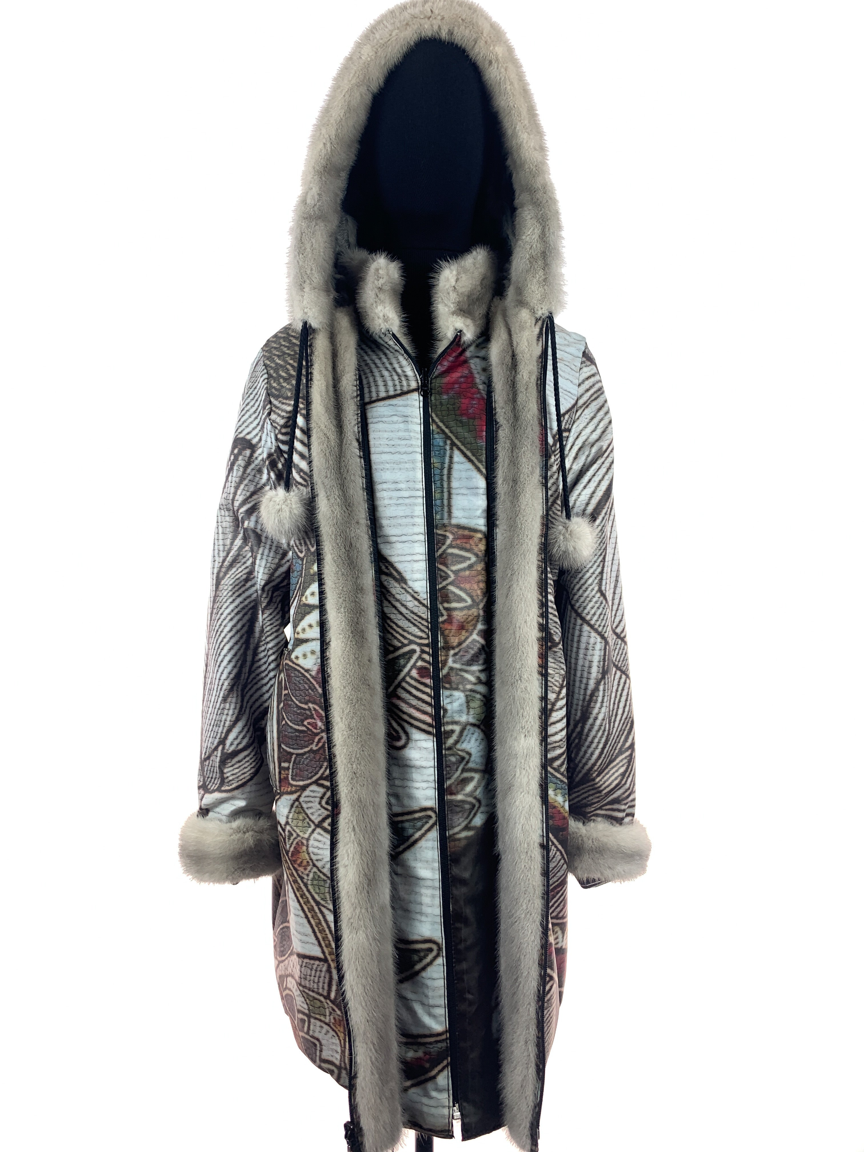 Snowboard-jacket-side-two-hood-up-00140.jpg