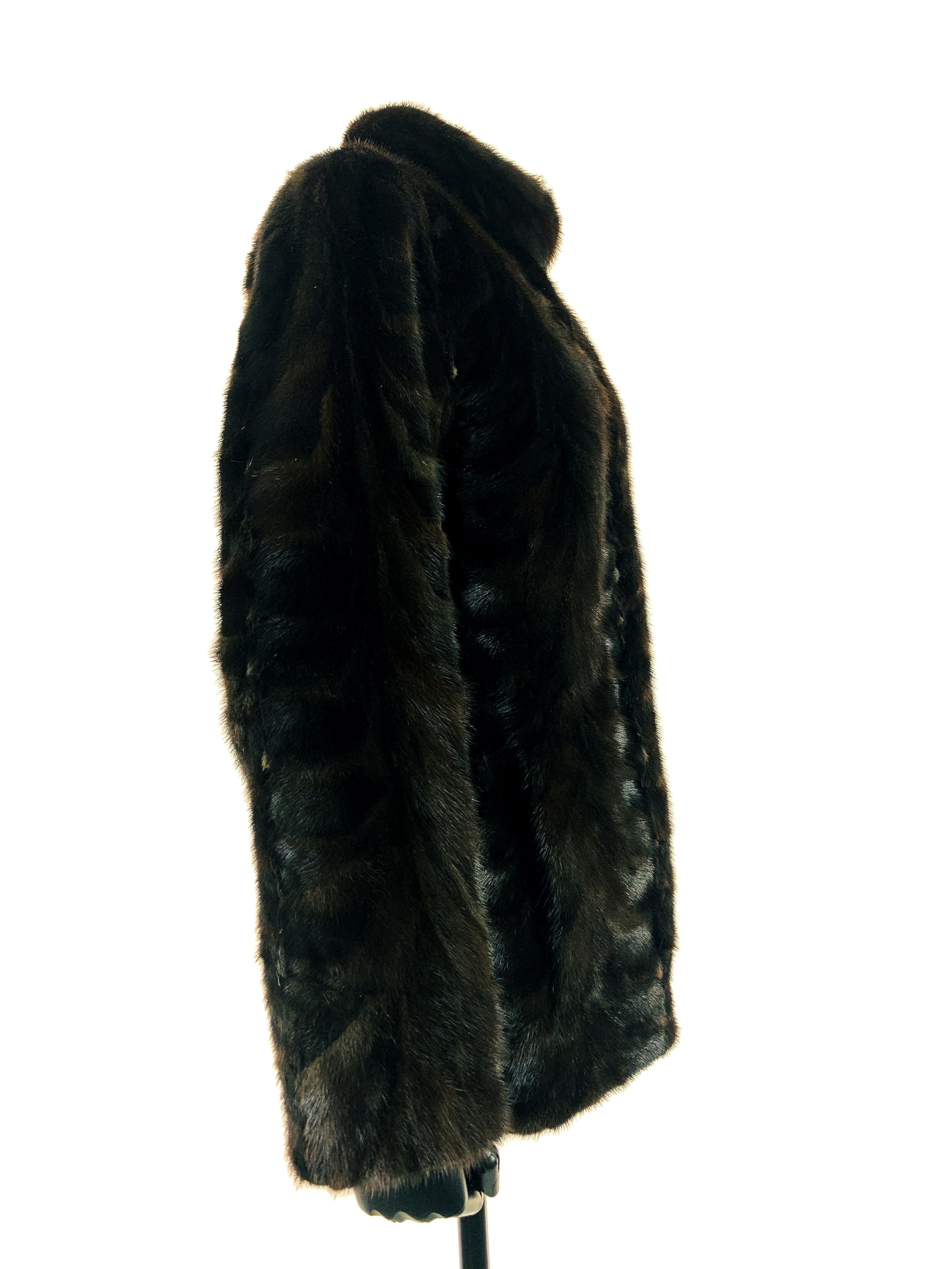 Top-quality-ranch-mink-00082.jpg