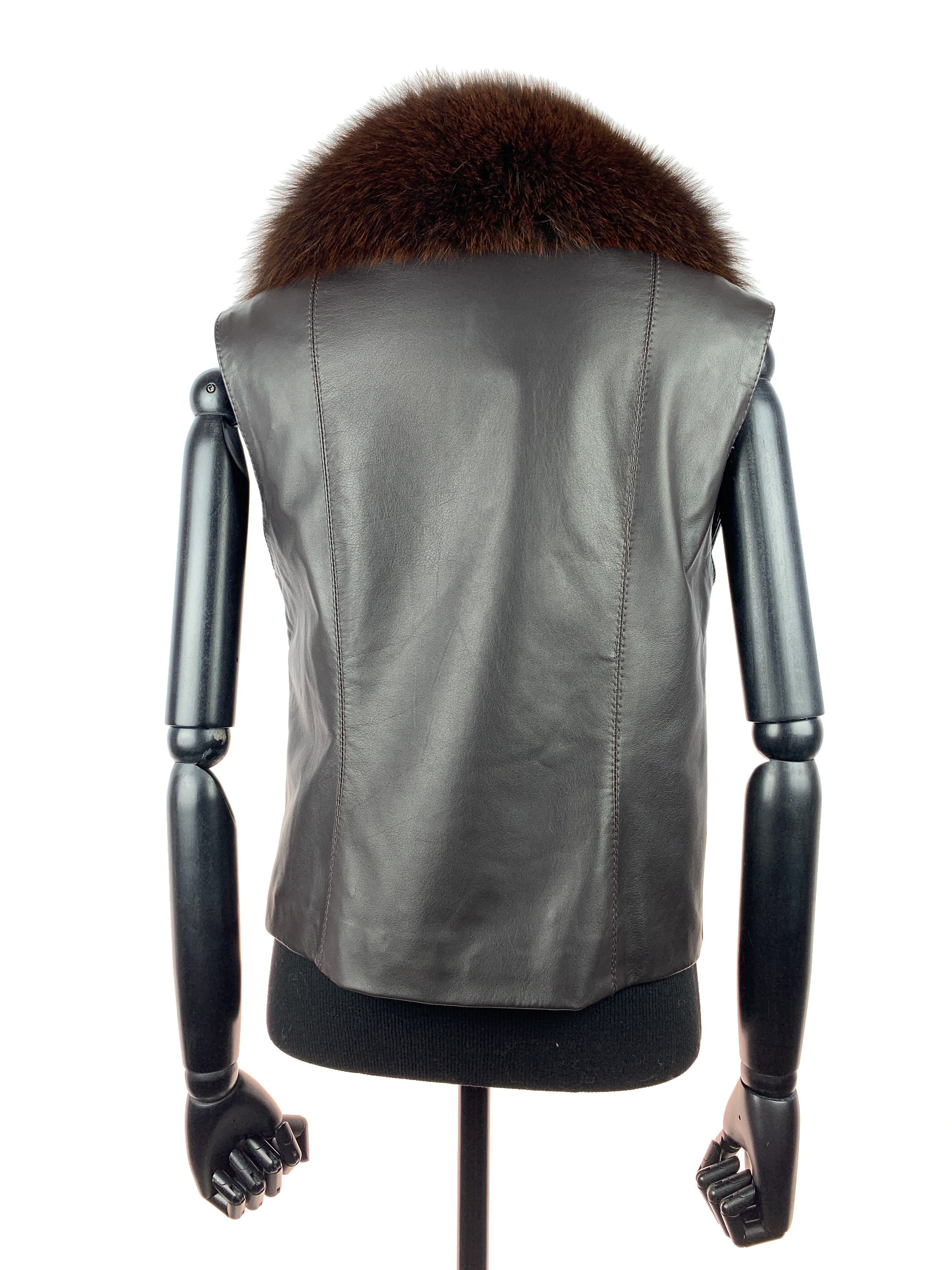 Truffel-leather-gilet-00085.jpg