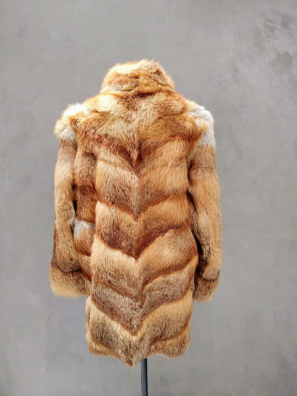 CPT 18161.1 European Land Fox Car Coat