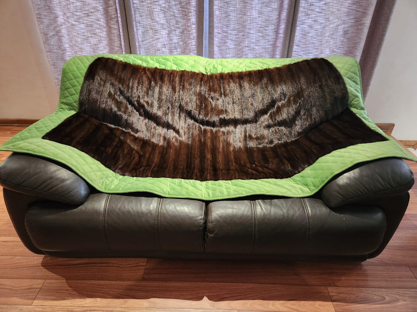 Natural Ranch Mink with Mamba green outlay, Trapeze shaped throw 208 x 94cm