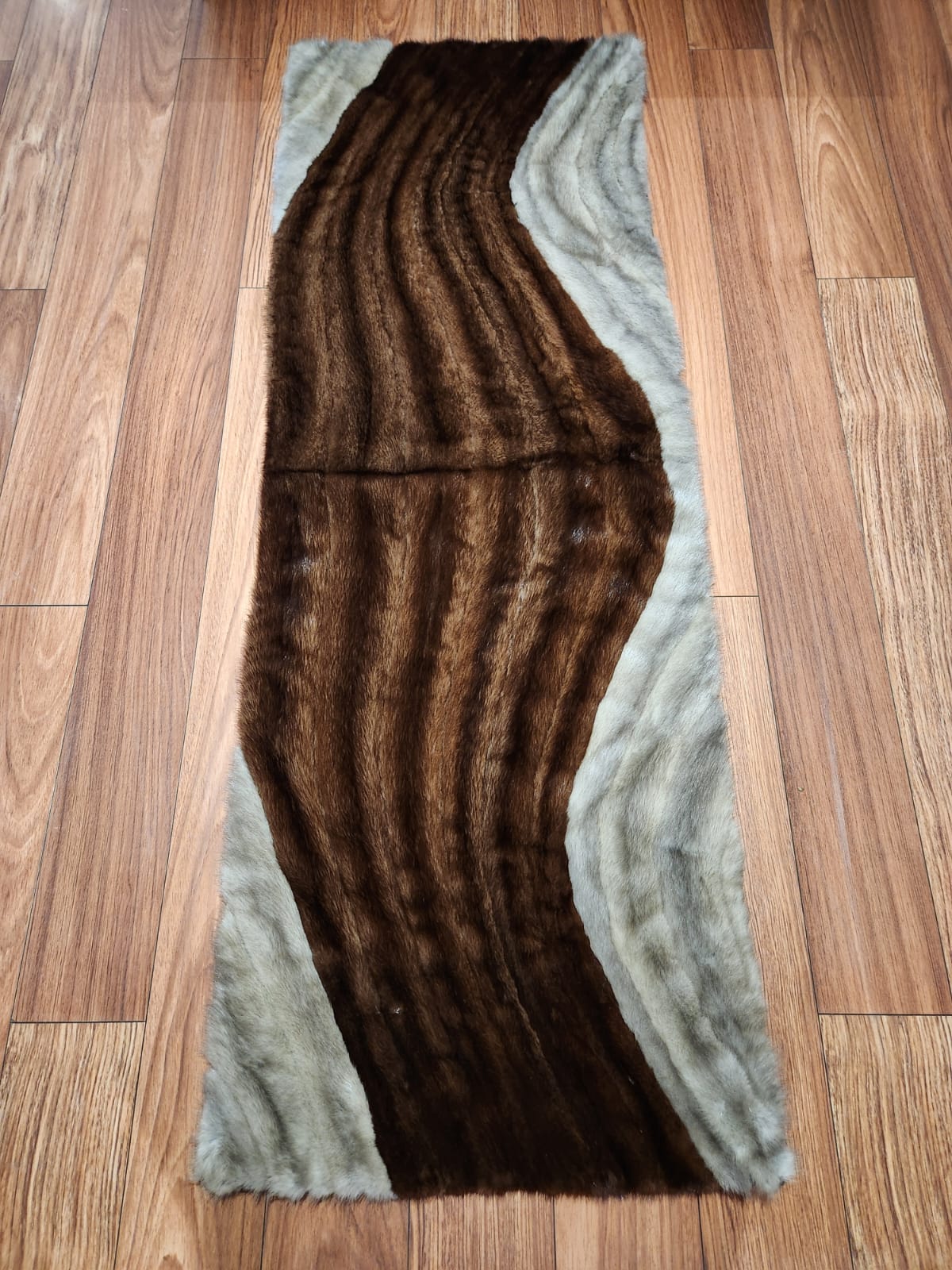 Natural Ranch & Saphire Mink Wave Throw 154 x 53cm