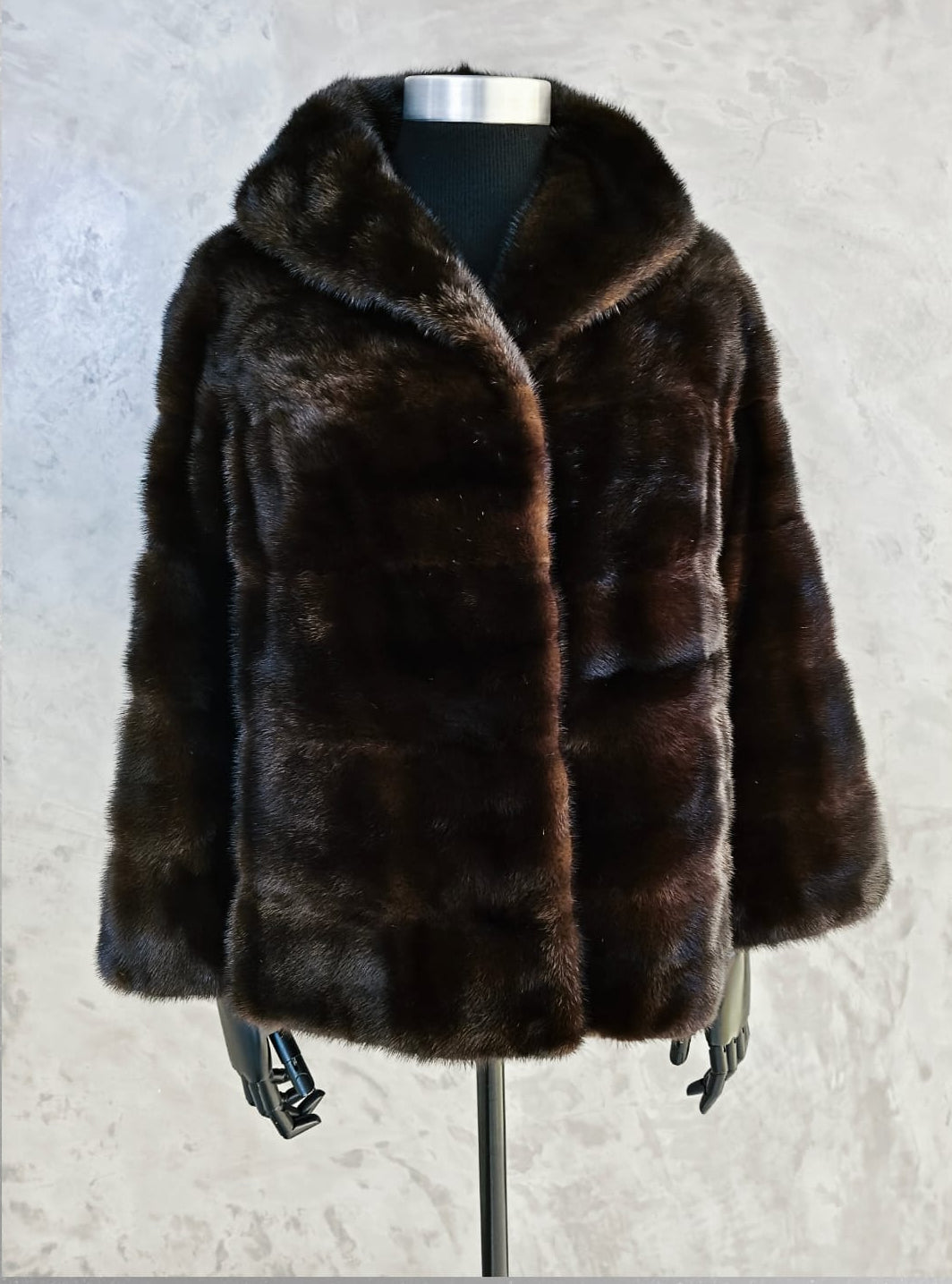 # 14162 Horizontally Worked Male Skin Ranch Mink Jacket With Bell Shaped Sleeve