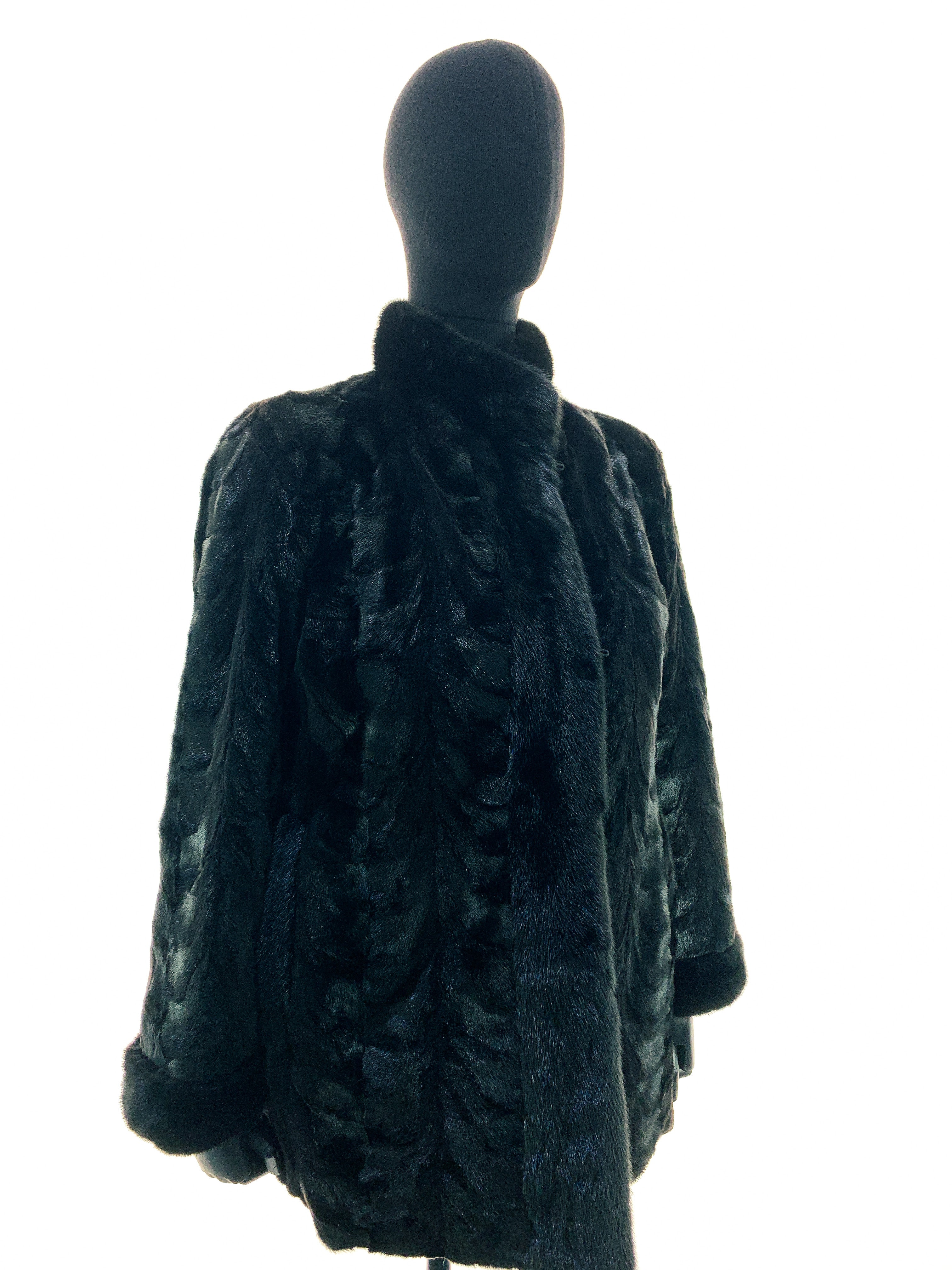 black-hoody-chanel-two-hood-down-new-00014.jpg