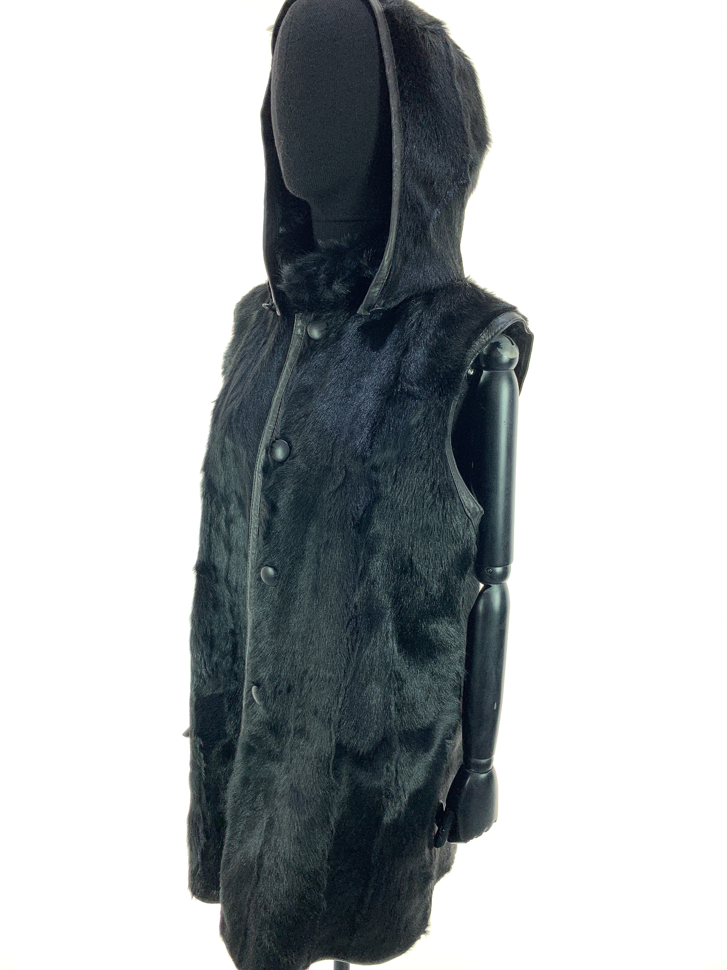 black-metallic-four-00102.jpg