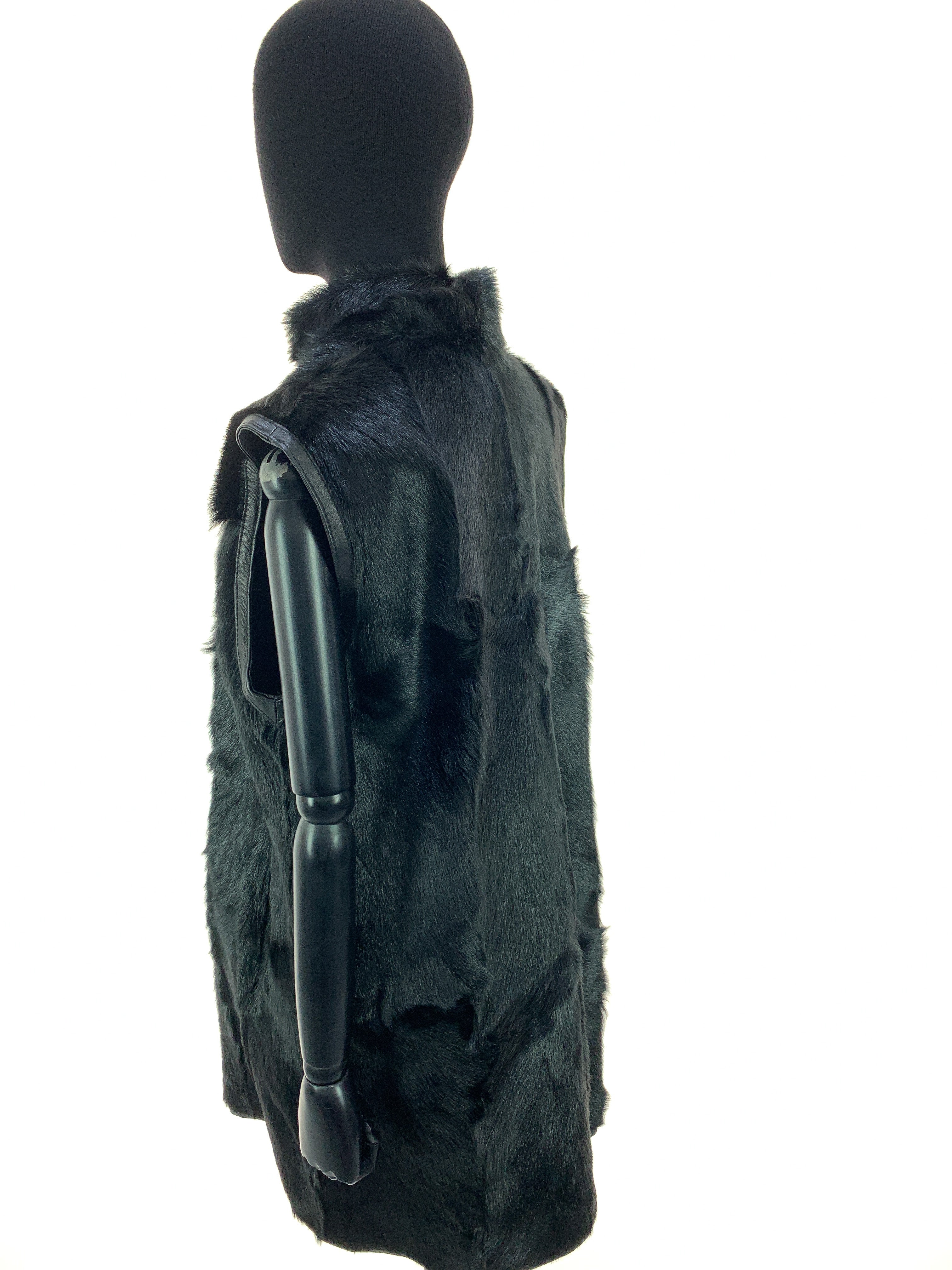 black-metallic-three-00077.jpg