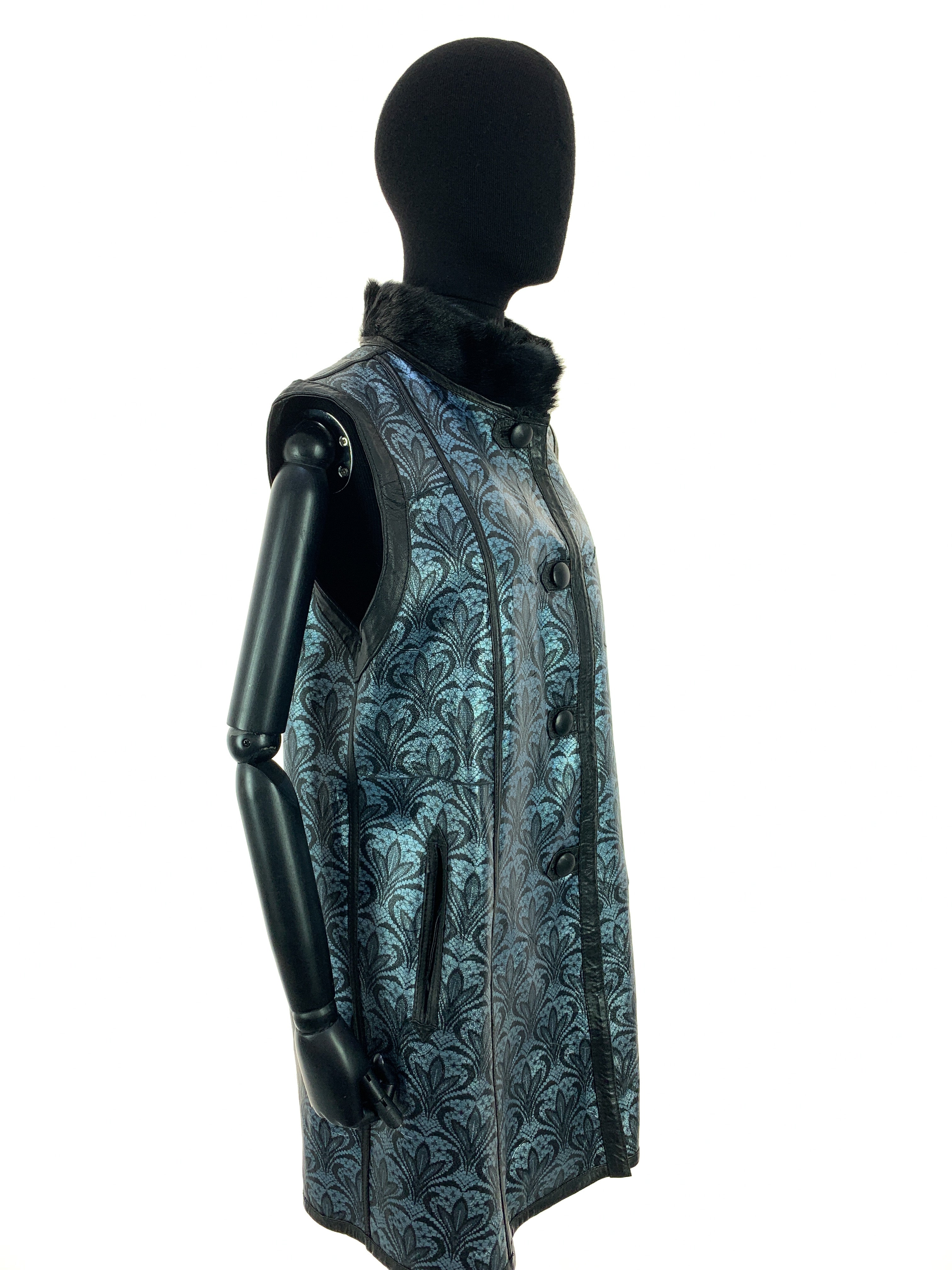 black-metallic-two-00024.jpg