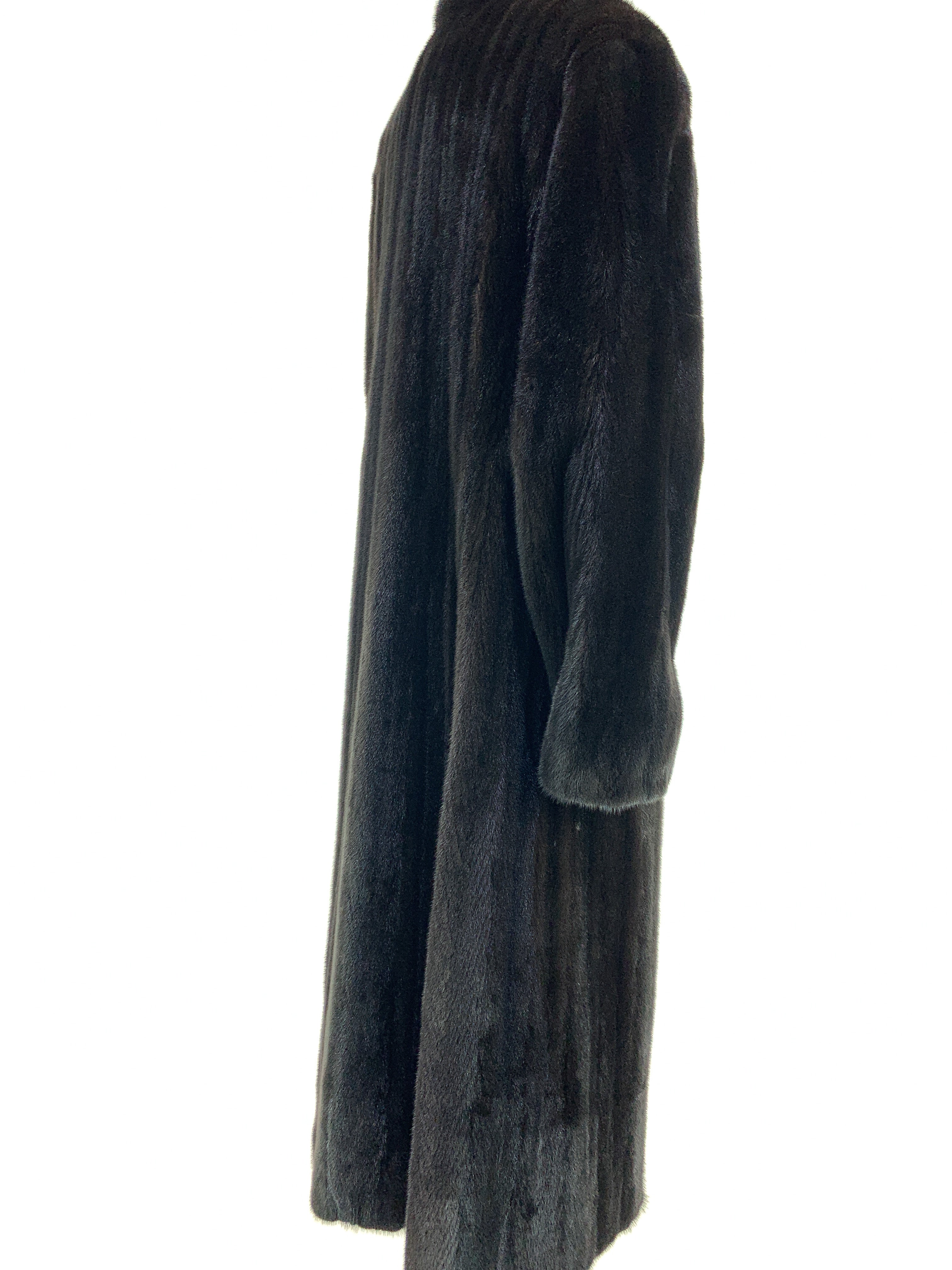 finest-mink-coat-00064.jpg