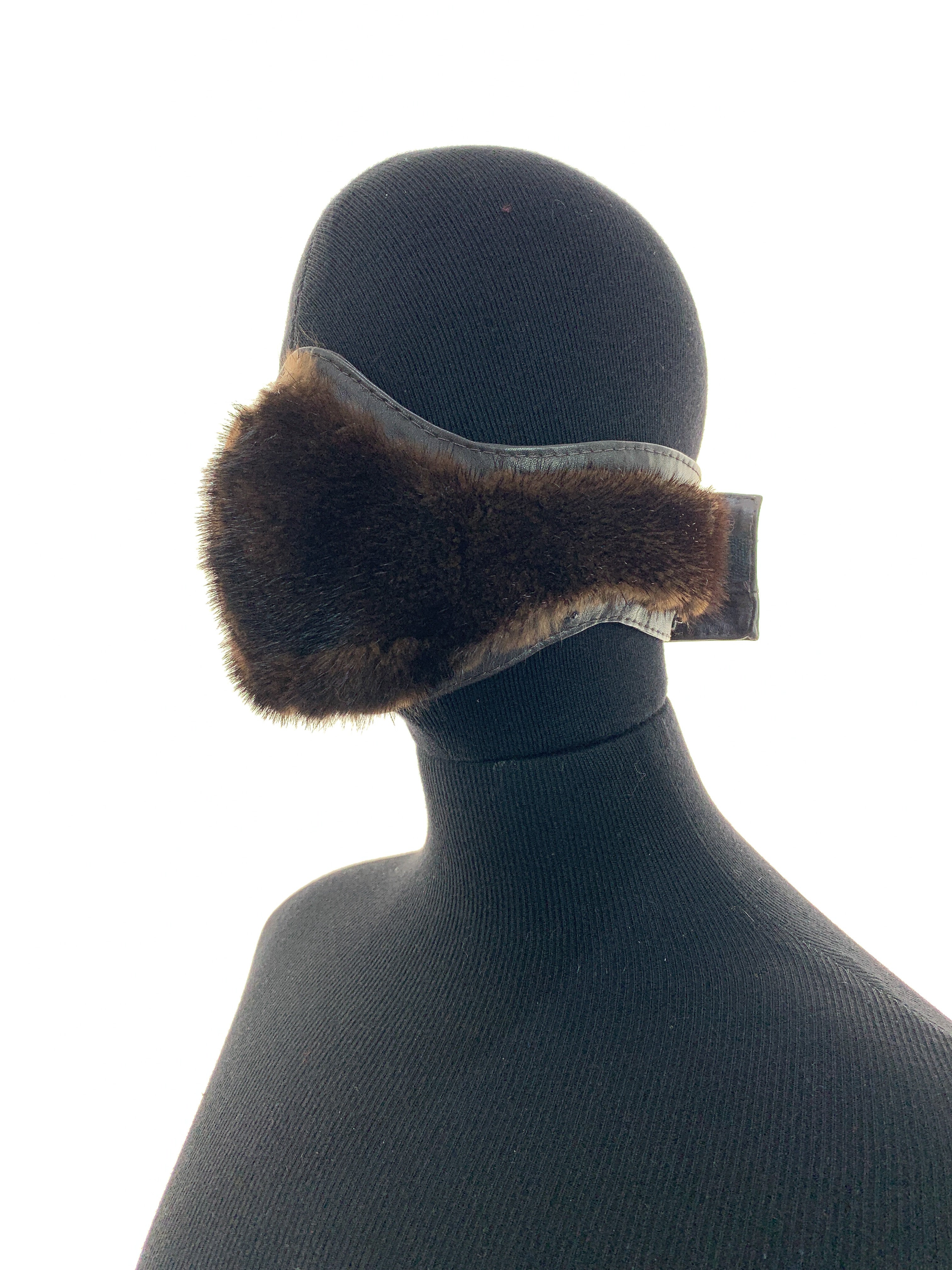 mask-one-back-00020.jpg