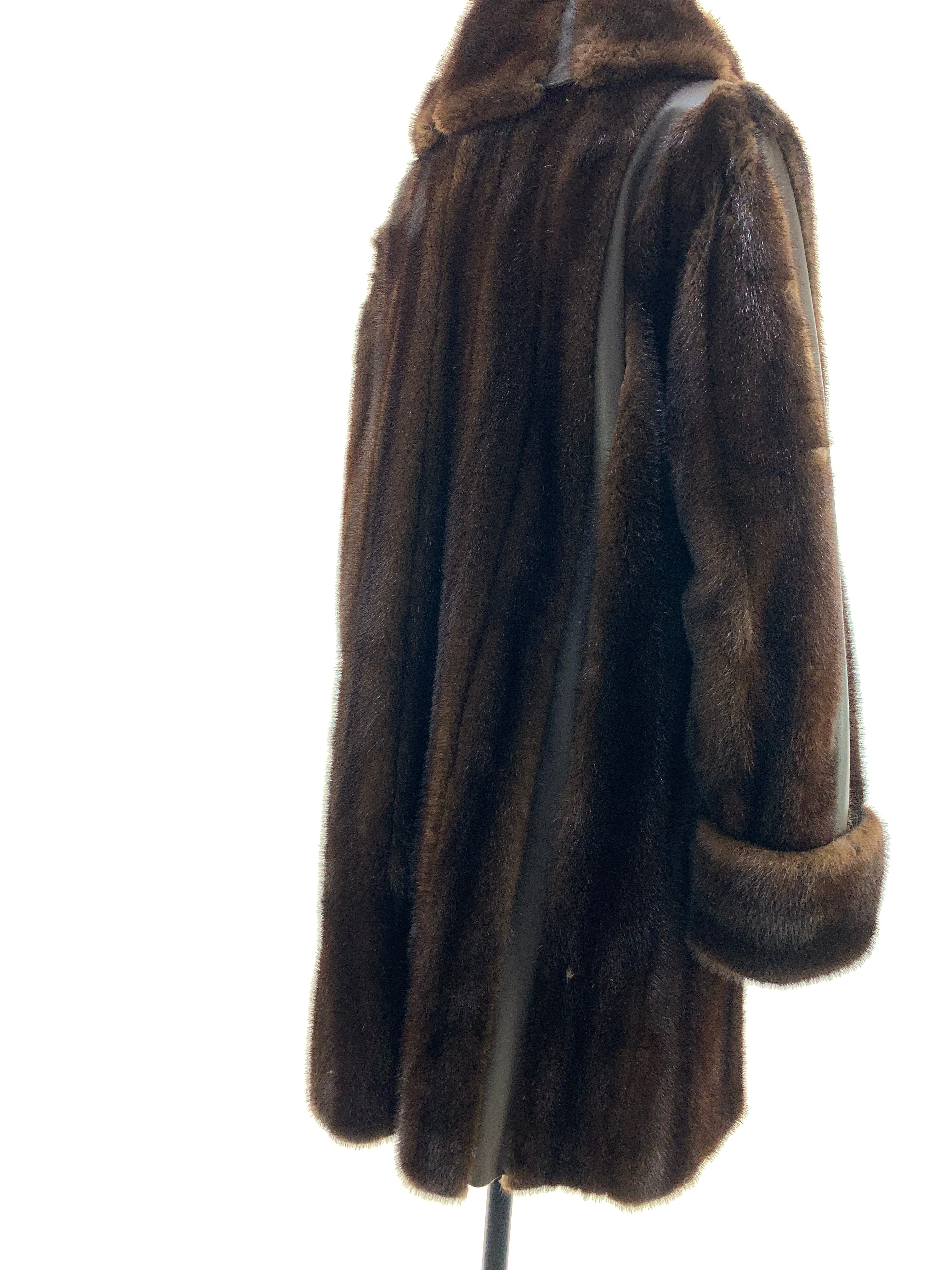 ranch-mink-jozzie-two-00045.jpg