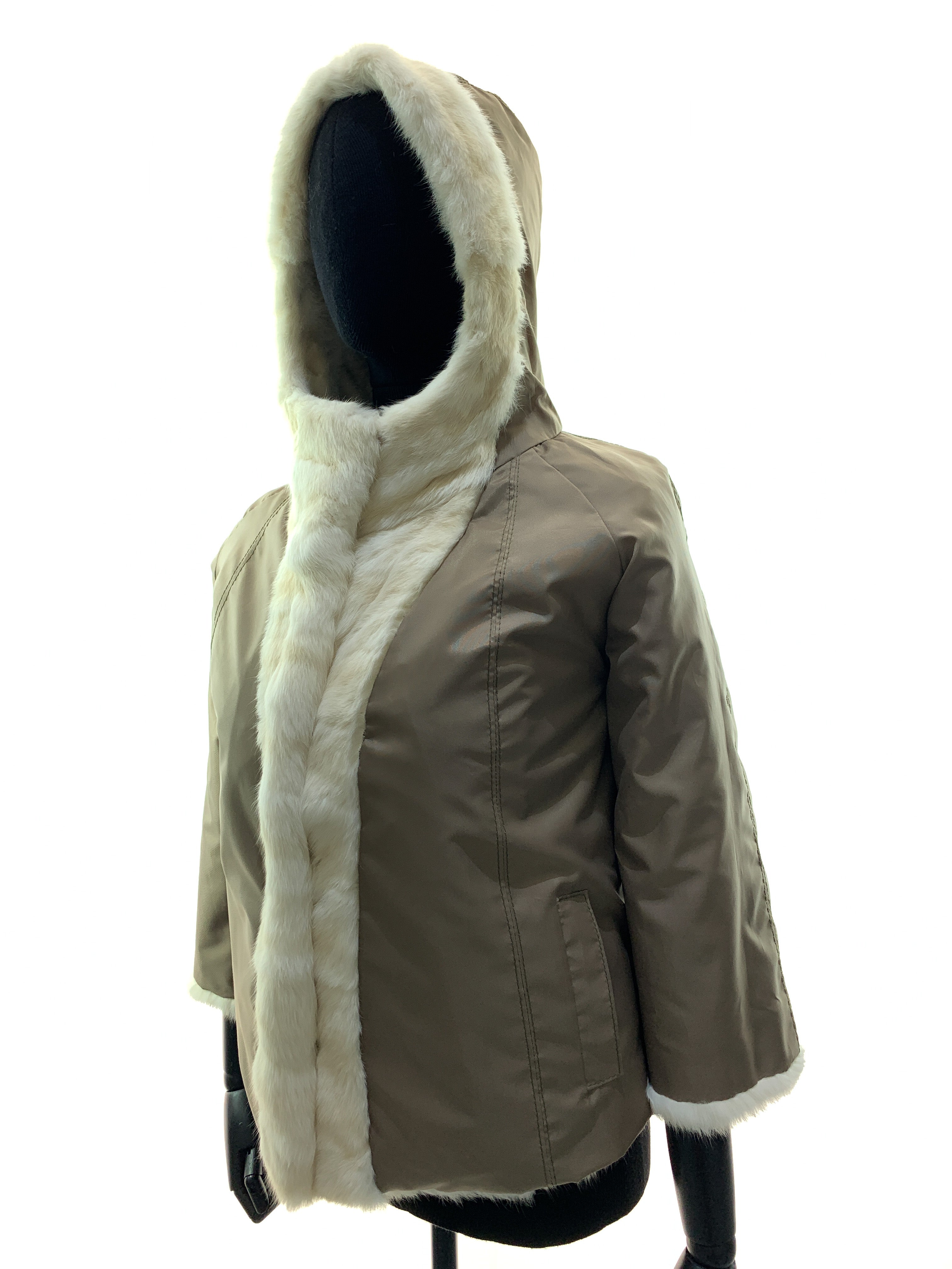 toreno-hood-up-two-new-00057.jpg