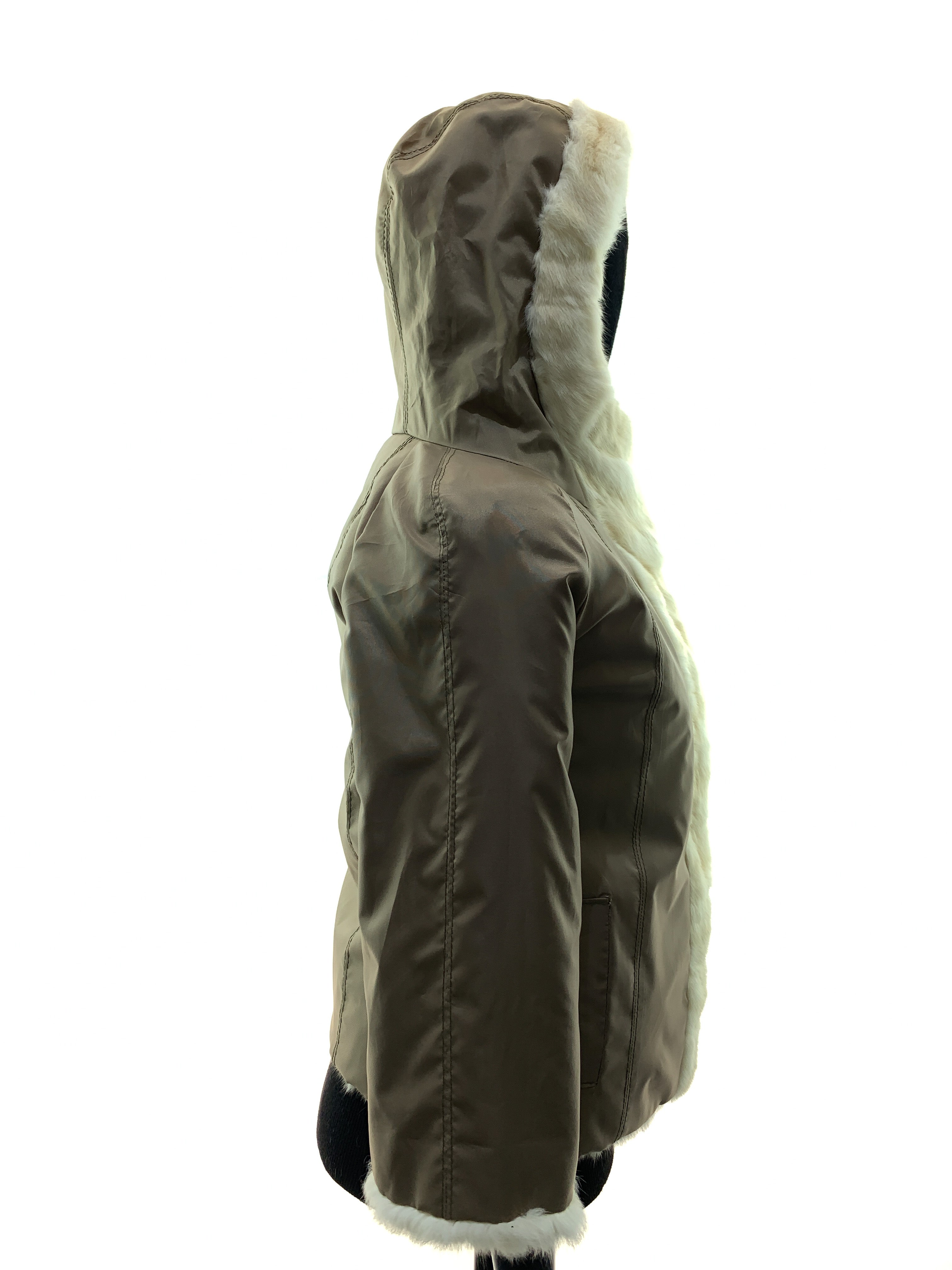 toreno-hood-up-two-new-00117.jpg