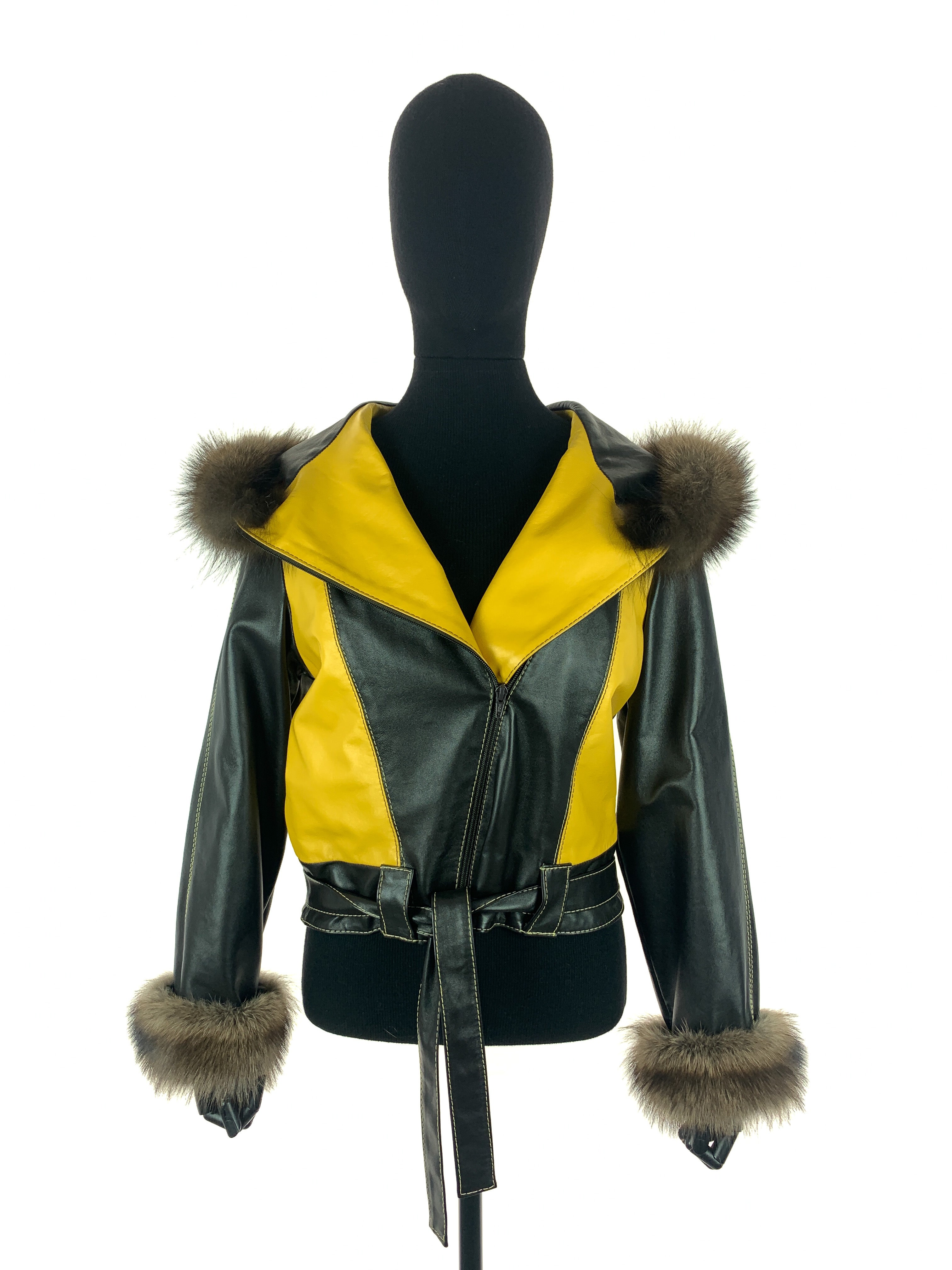 two-tone-yellow-no-hood-00001.jpg