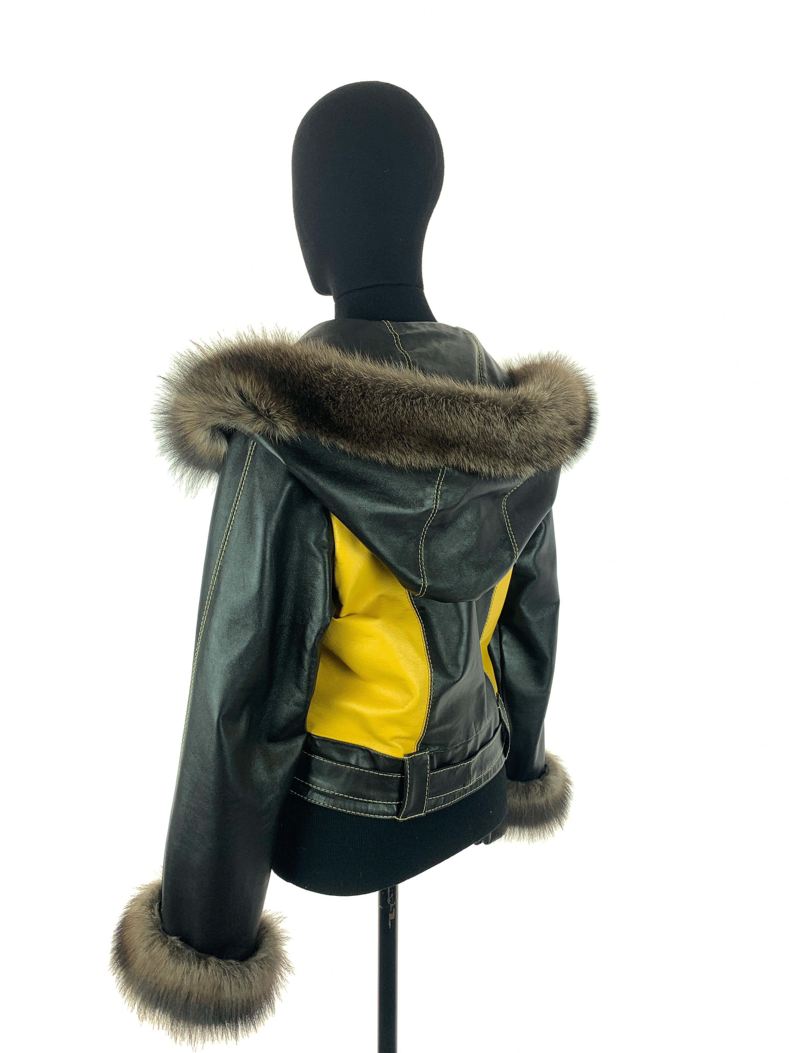 two-tone-yellow-no-hood-00060.jpg