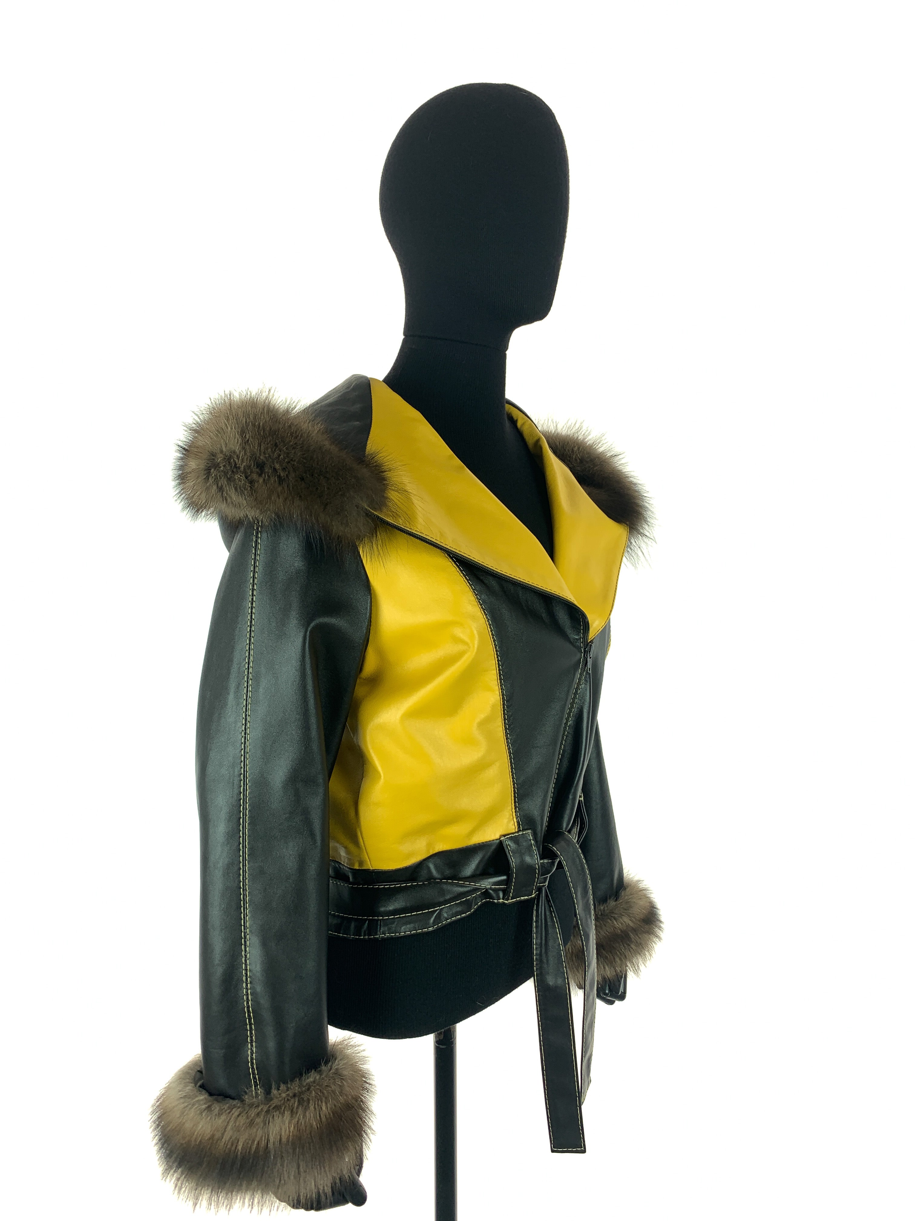 two-tone-yellow-no-hood-00120.jpg
