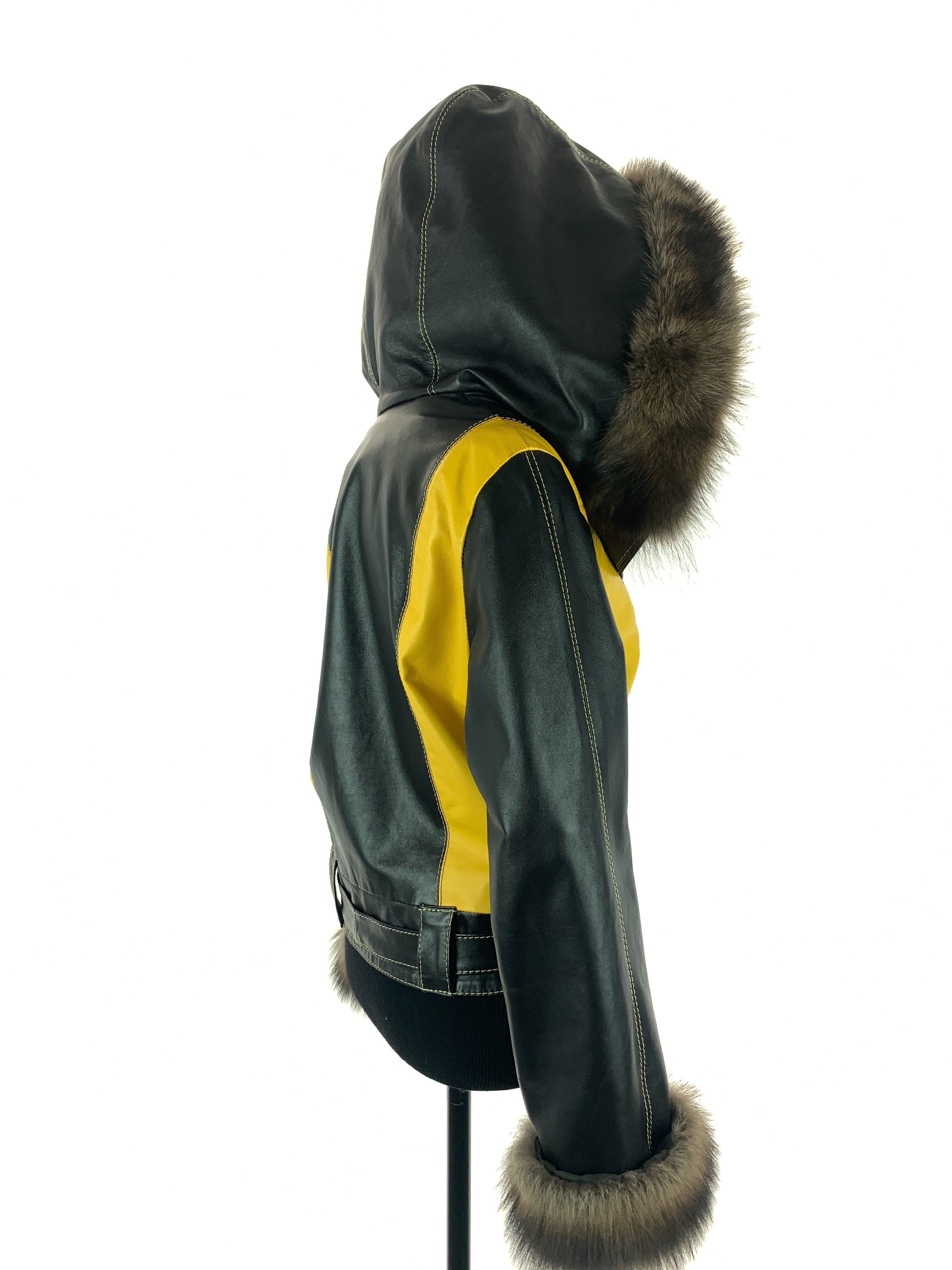 two-tone-yellow-with-hood-00046.jpg