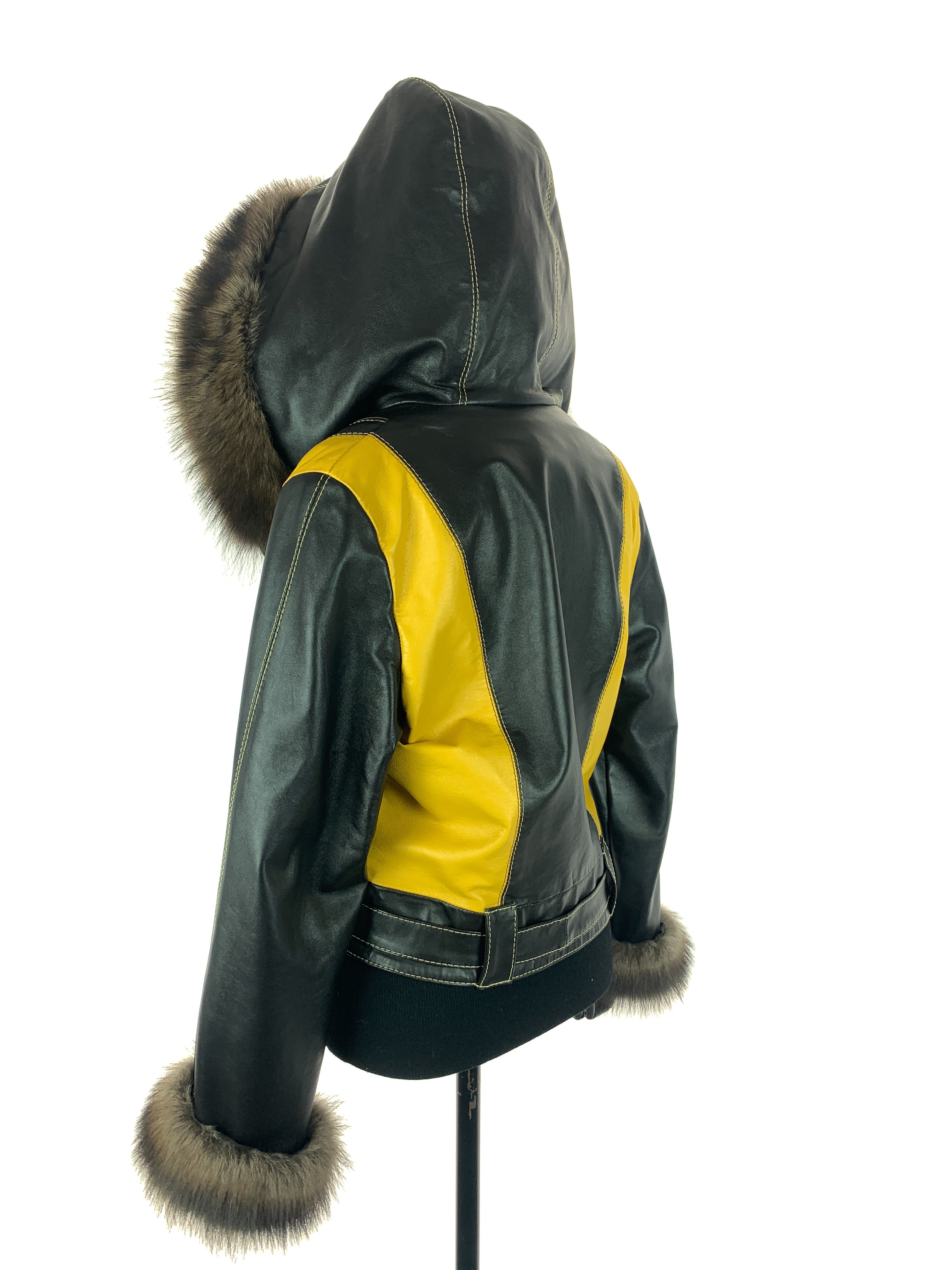 two-tone-yellow-with-hood-00086.jpg