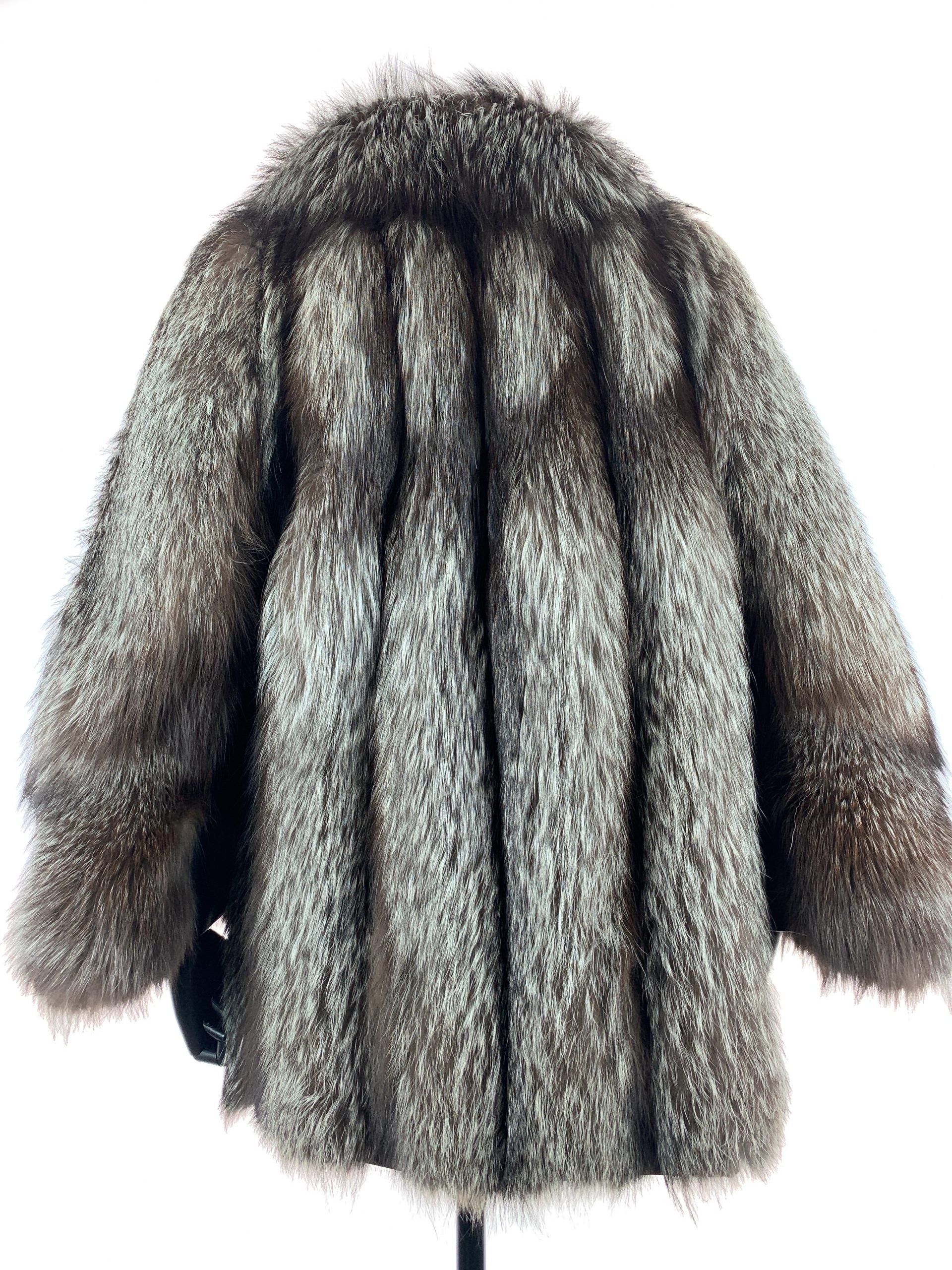 Silver fox jacket leather insert under arm of body & sleeve