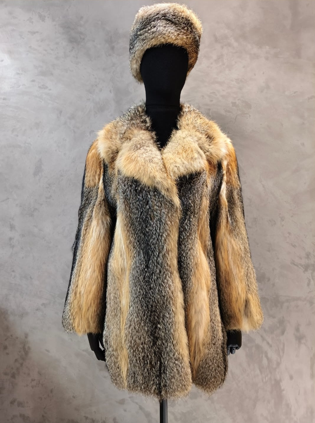 #14106.1 Griess Fox Long Jacket with Matching Hat