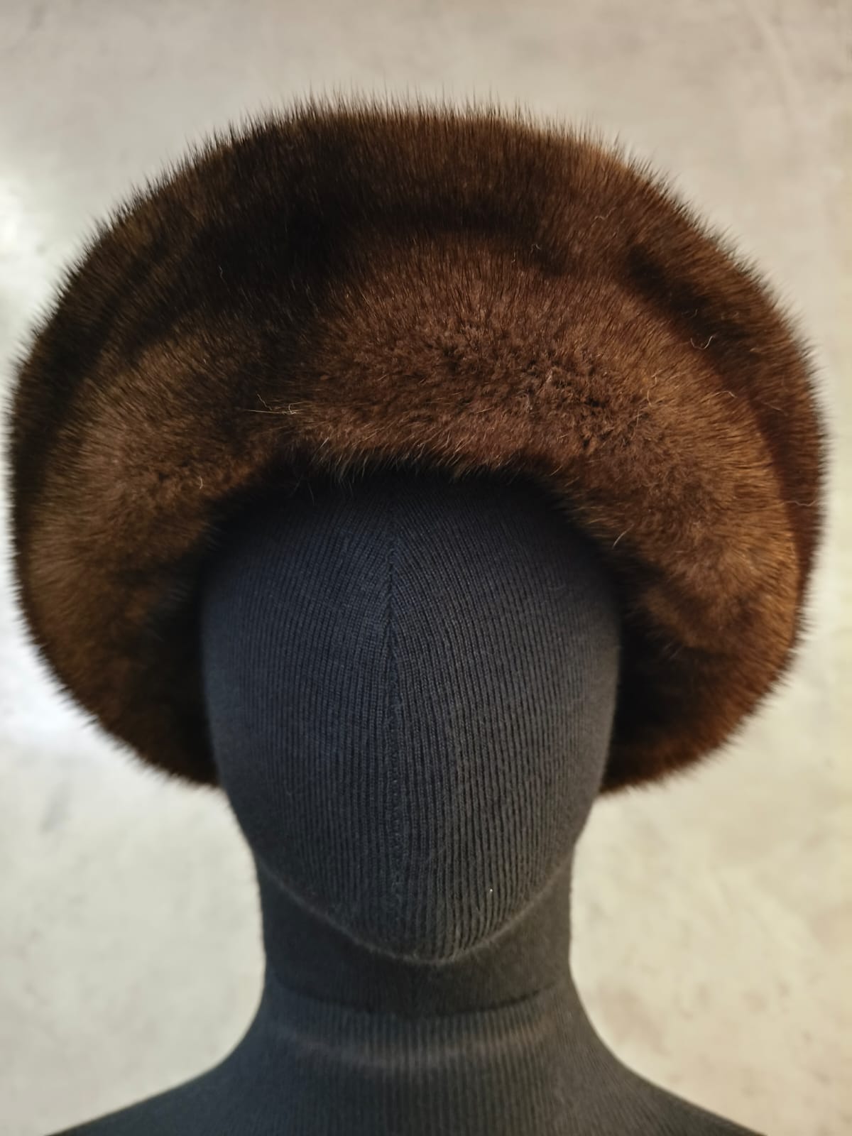 # 14256.1 Brown Velt With Ranch Mink Brim Hat
