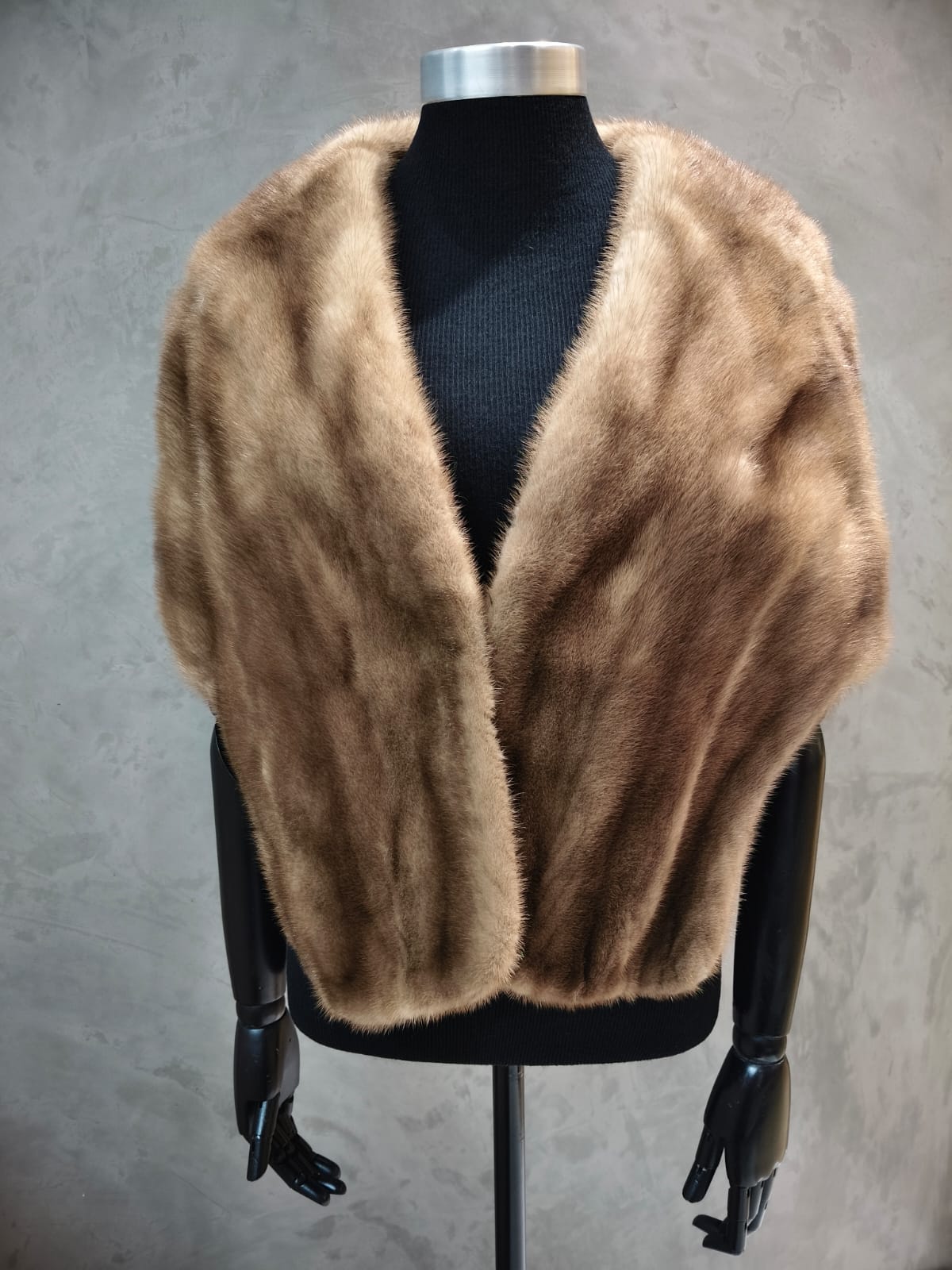 #14257.1 Pastel Mink Stole
