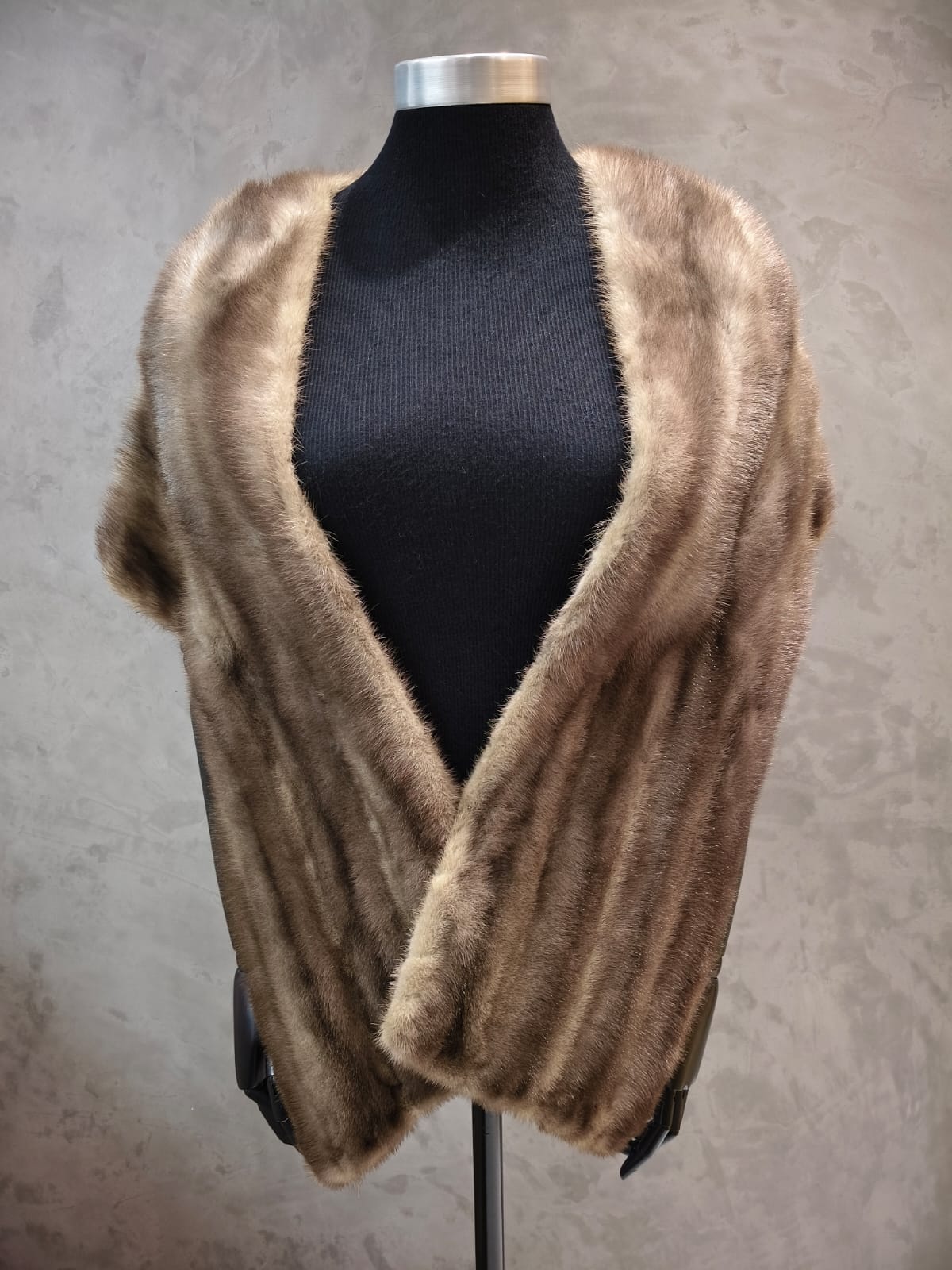 # 14255 Gun Metal Mink Stole
