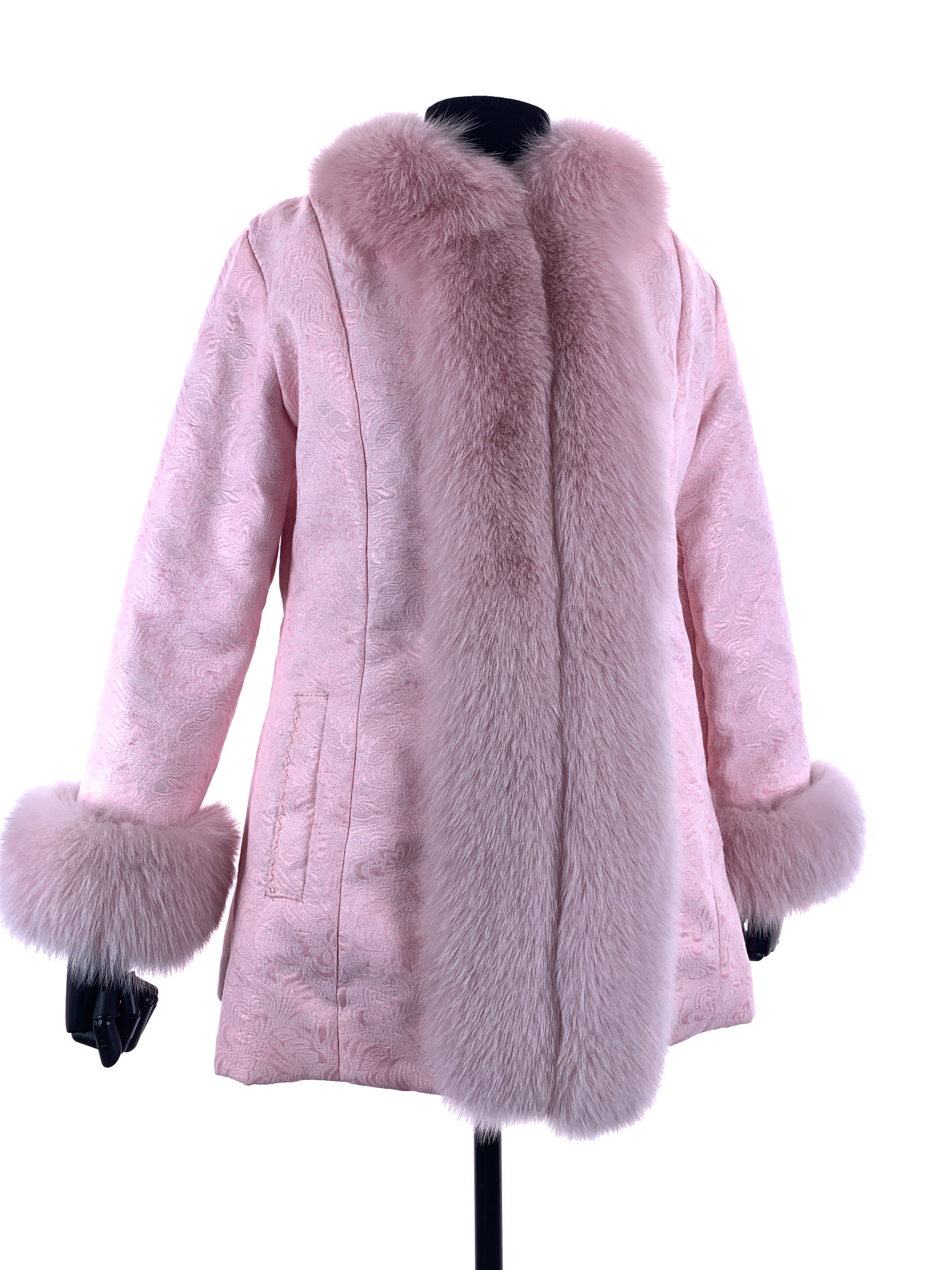 Pink-ascent-cloth-00120.jpg