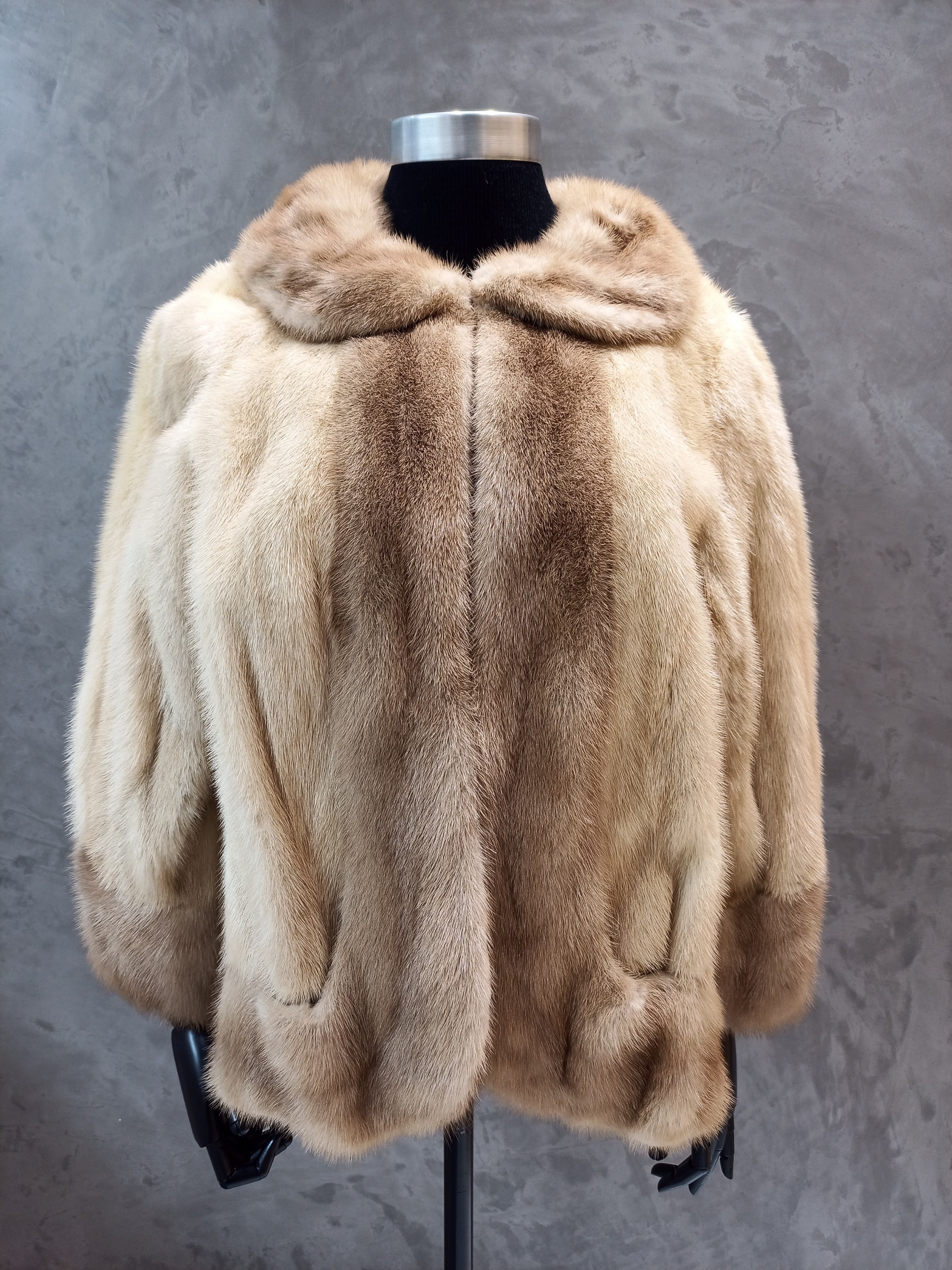 #14083 Palomino Mink Body with Pastel Mink Collar, Cuffs & Hem