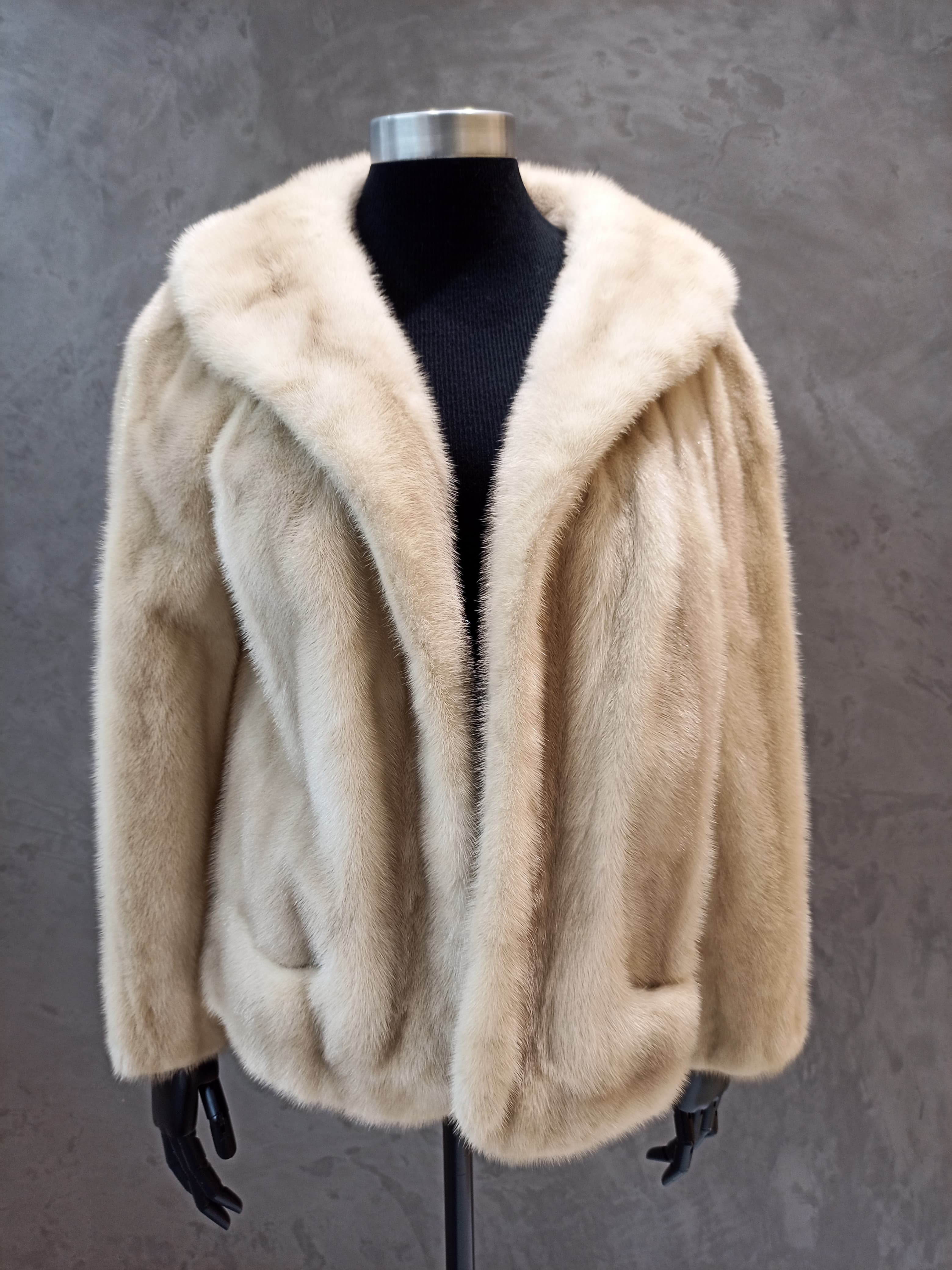 #14140 Azurine Mink Jacket with Curved Band