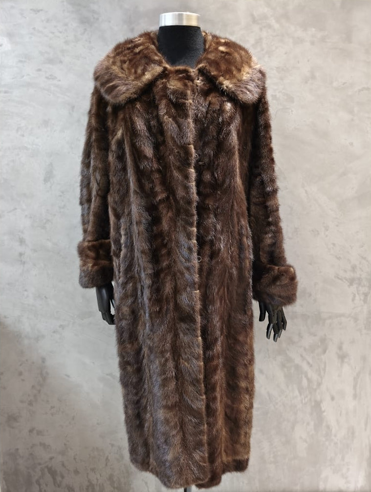 #CPT18008.1 Ranch Mink Portion Coat