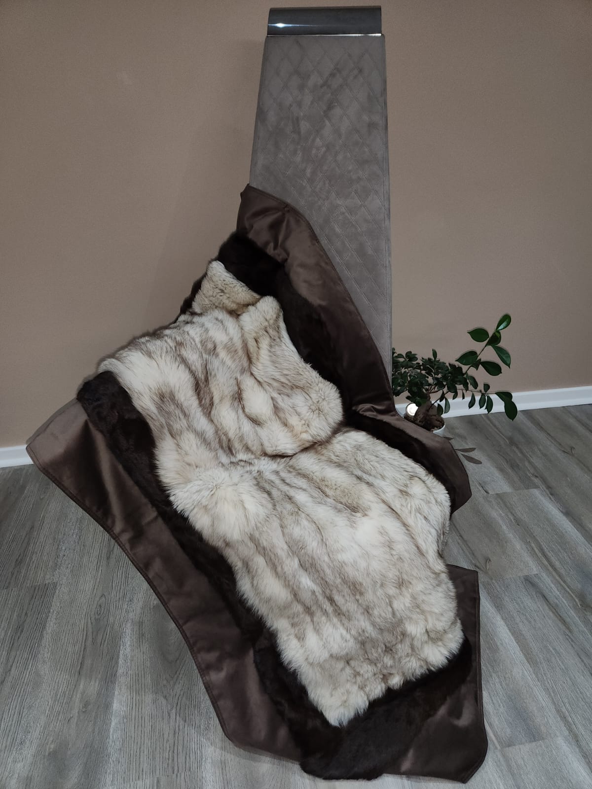 Shadow fox followed out by bark brown Coney, edged with silky soft fabric border 176 x 100cm