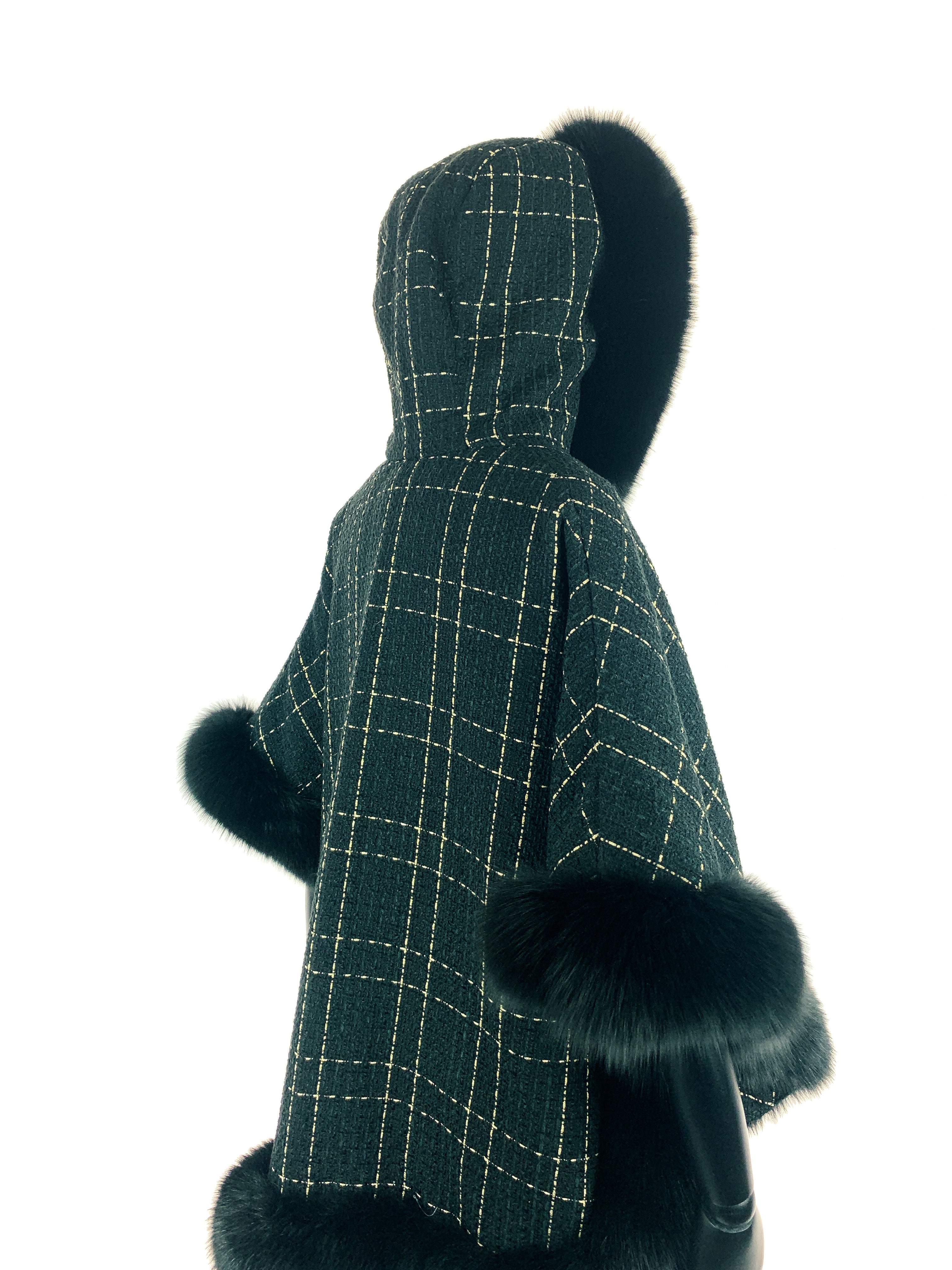 eiffel-black-hood-up-00080.jpg