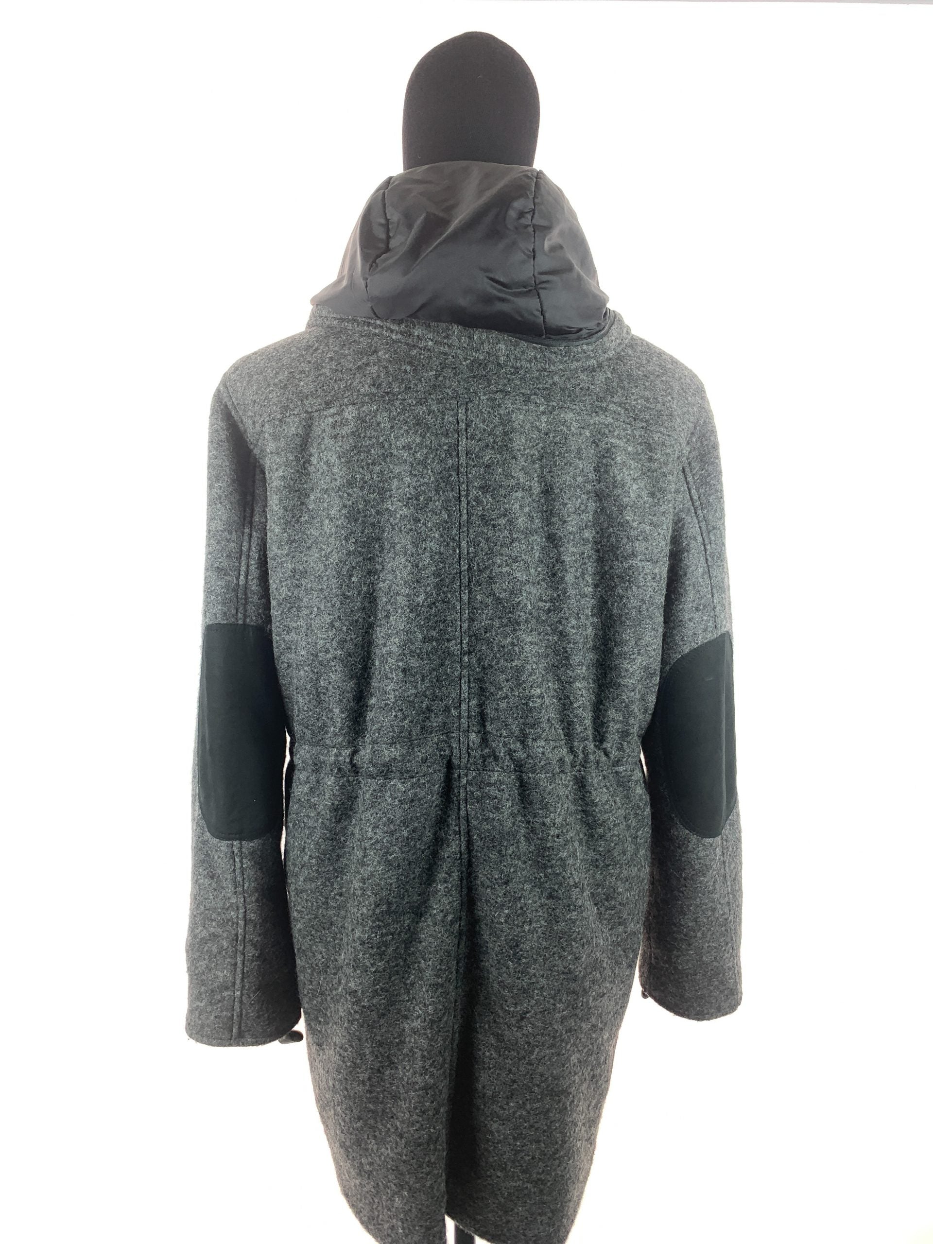 Racoon trim gent's inner puffer jacket