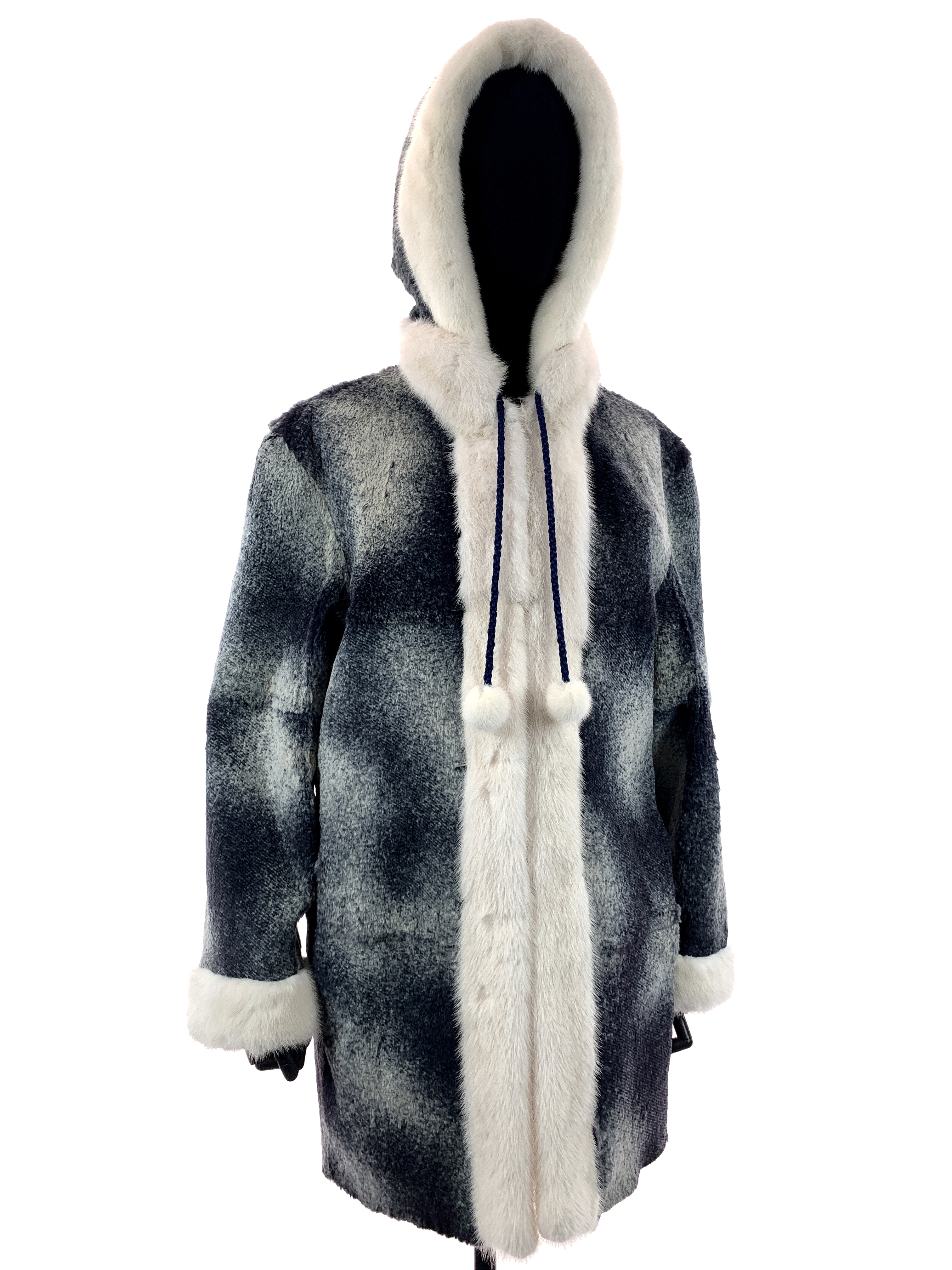 sheared-coney-side-two-with-hood-00007.jpg