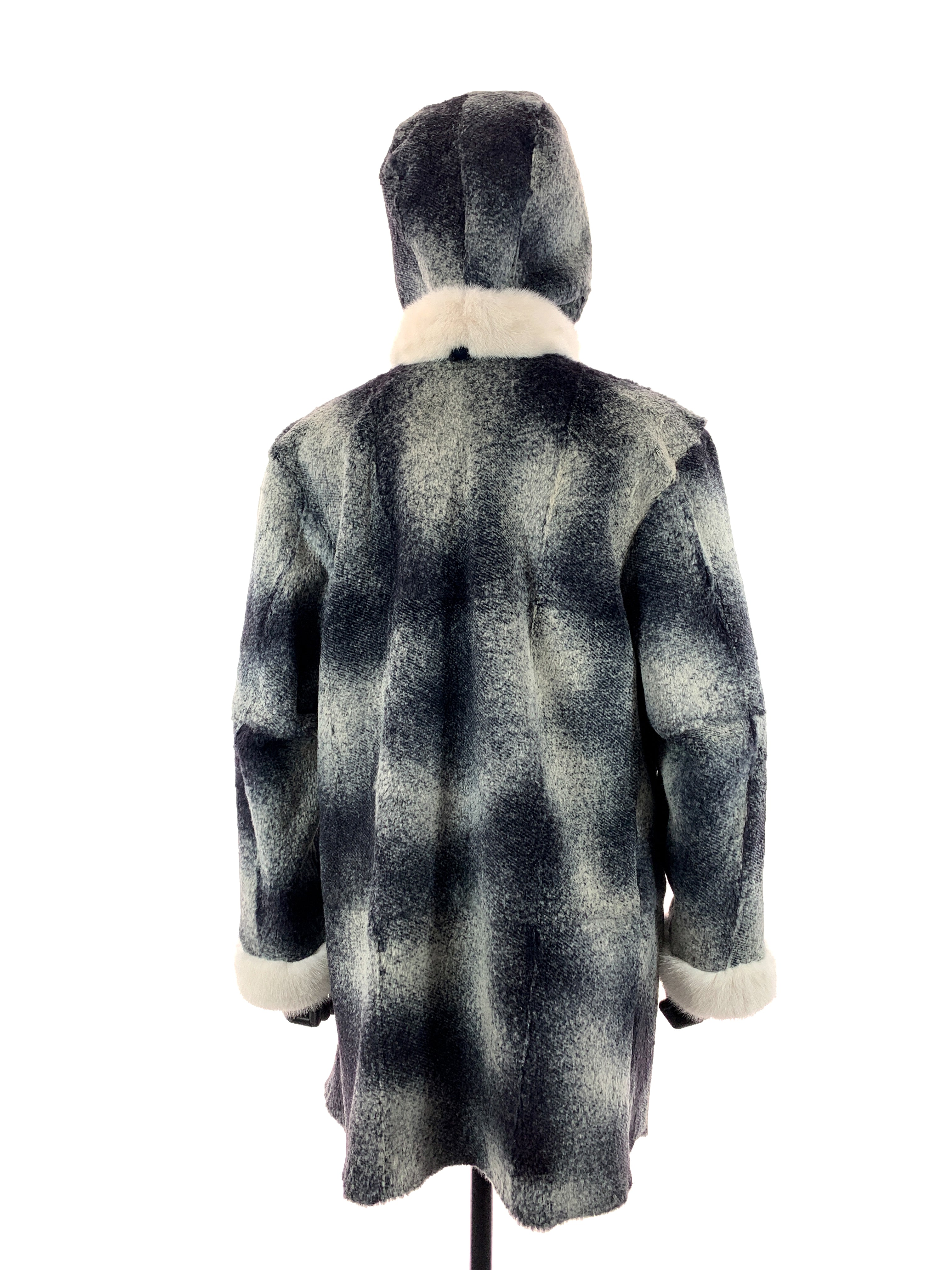 sheared-coney-side-two-with-hood-00067.jpg
